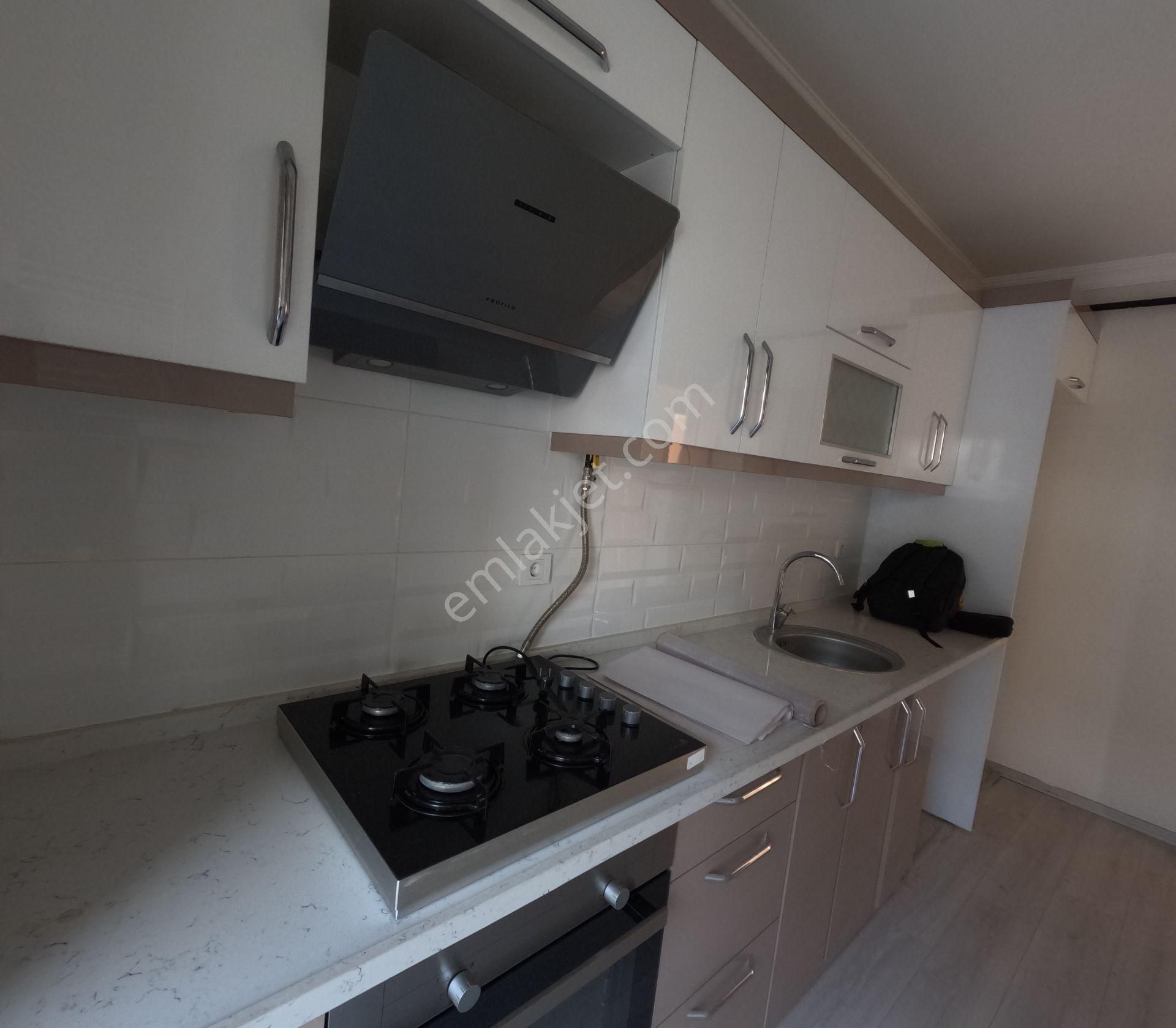 Satılık 3+1 Daire Mevlana Mh. Kupon Ana Cadde Üzerinde Arsa Payı Yüksek - Görsel 4