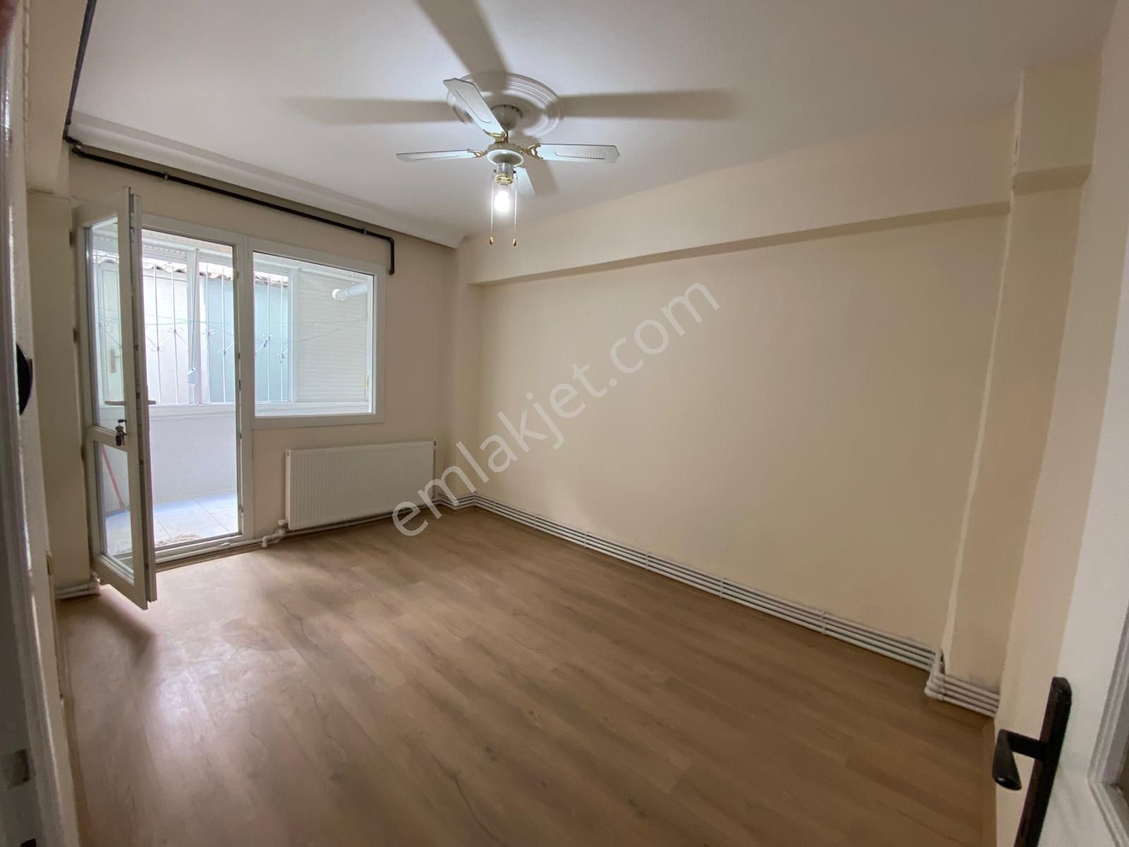 Buca İşçievleri Yiğitler Mah.de 2+1 85m2 Dgazlı Ayrı Mutfak Giriş Kat Kiralık Daire - Görsel 7