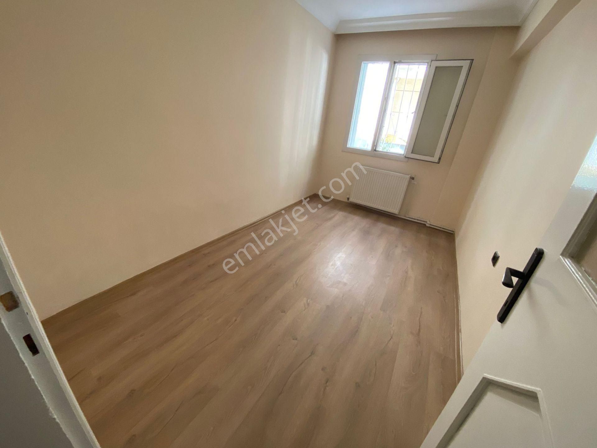 Buca İşçievleri Yiğitler Mah.de 2+1 85m2 Dgazlı Ayrı Mutfak Giriş Kat Kiralık Daire - Görsel 13