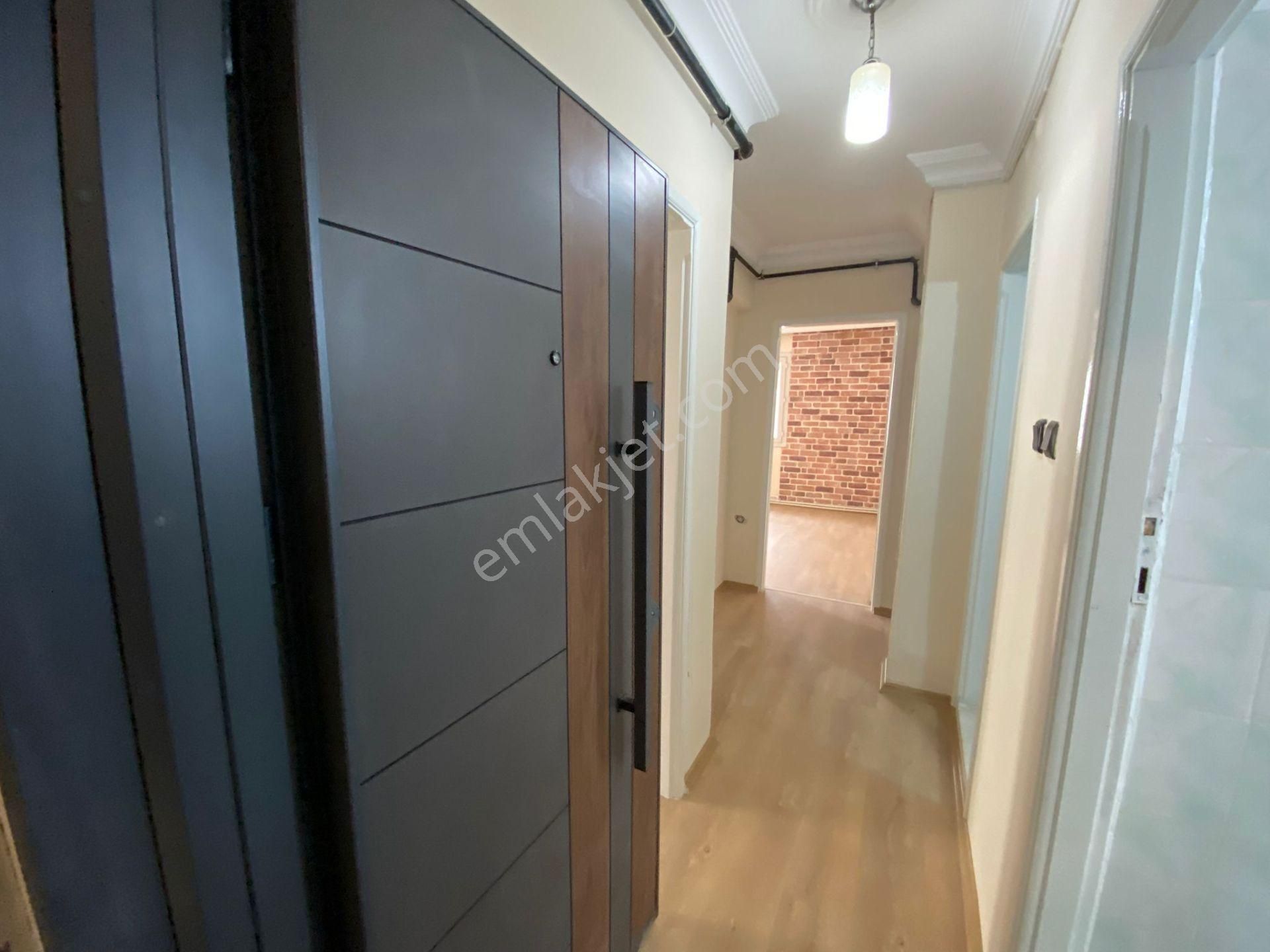 Buca İşçievleri Yiğitler Mah.de 2+1 85m2 Dgazlı Ayrı Mutfak Giriş Kat Kiralık Daire - Görsel 22