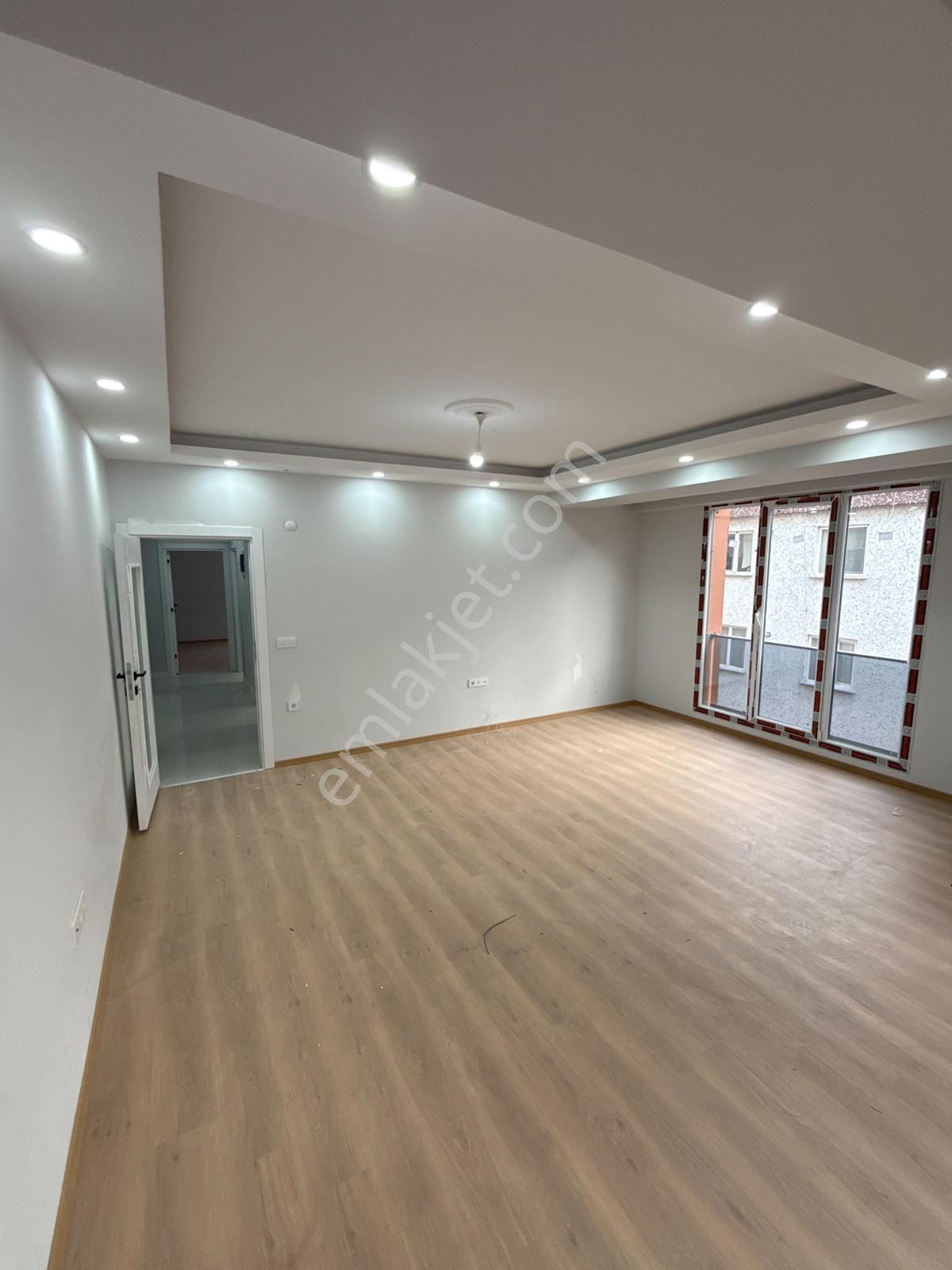 Efka Gayrimenkulden Yenibosnada Satılık 115 M2 3+1 Otoparklı Daire (sıfır Bina) - Görsel 6
