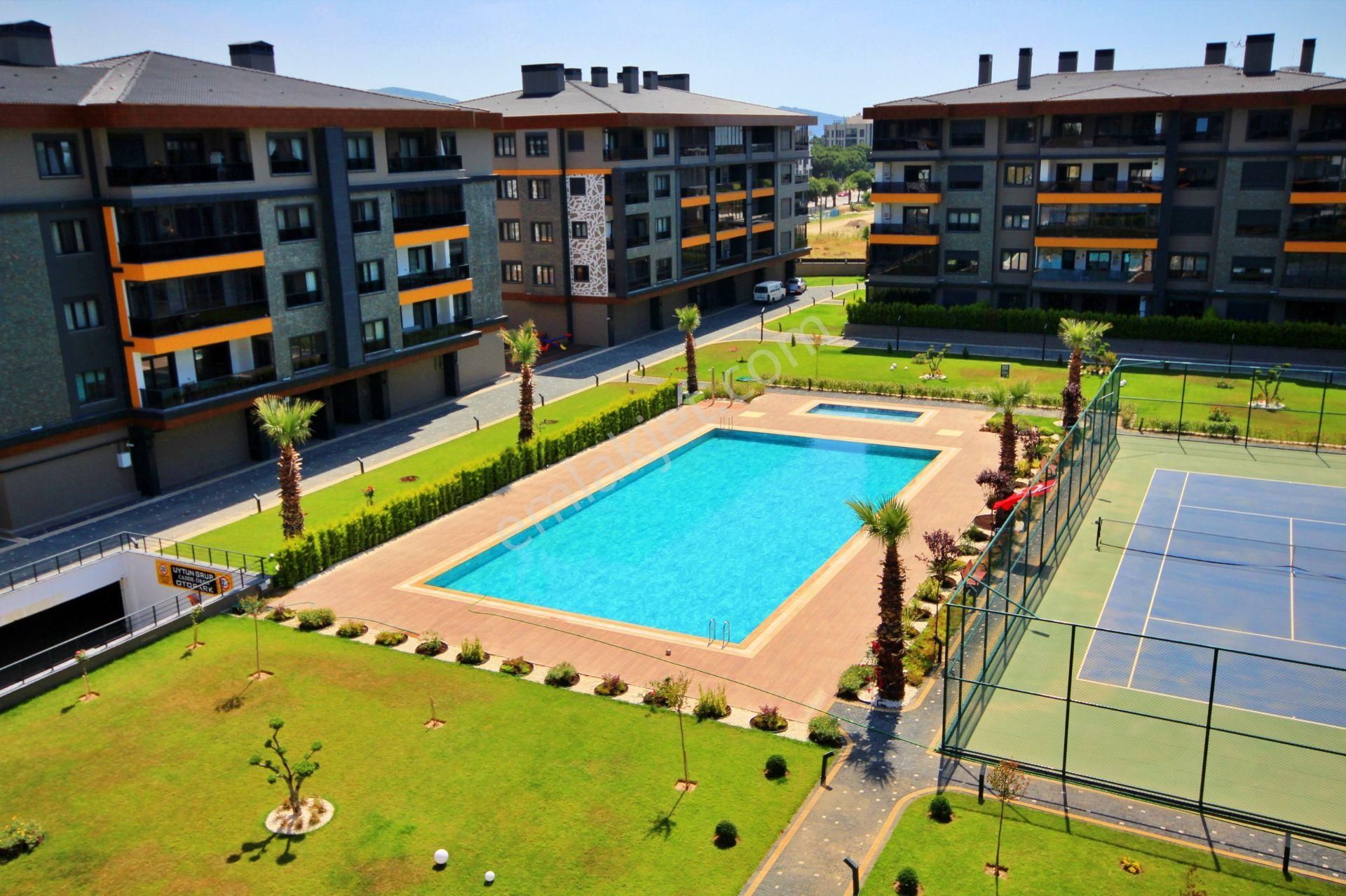 Uytundan Örende Havuzlu Ultralüks 4+1 Kiralık Akıllı Daire - Görsel 10