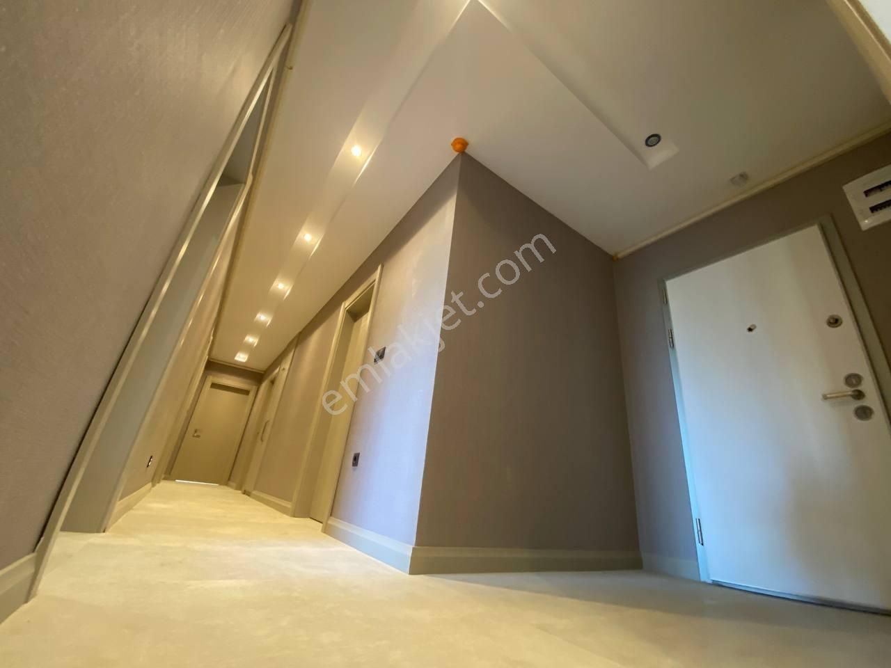 Uytundan Örende Havuzlu Ultralüks 4+1 Kiralık Akıllı Daire - Görsel 18