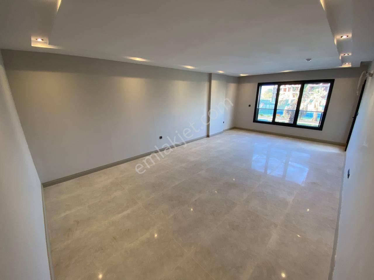 Uytundan Örende Havuzlu Ultralüks 4+1 Kiralık Akıllı Daire - Görsel 20