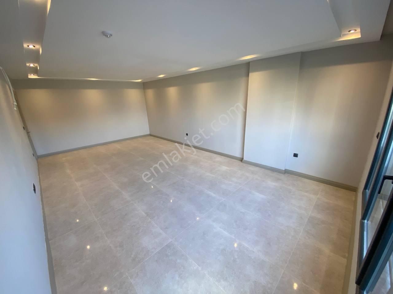 Uytundan Örende Havuzlu Ultralüks 4+1 Kiralık Akıllı Daire - Görsel 27