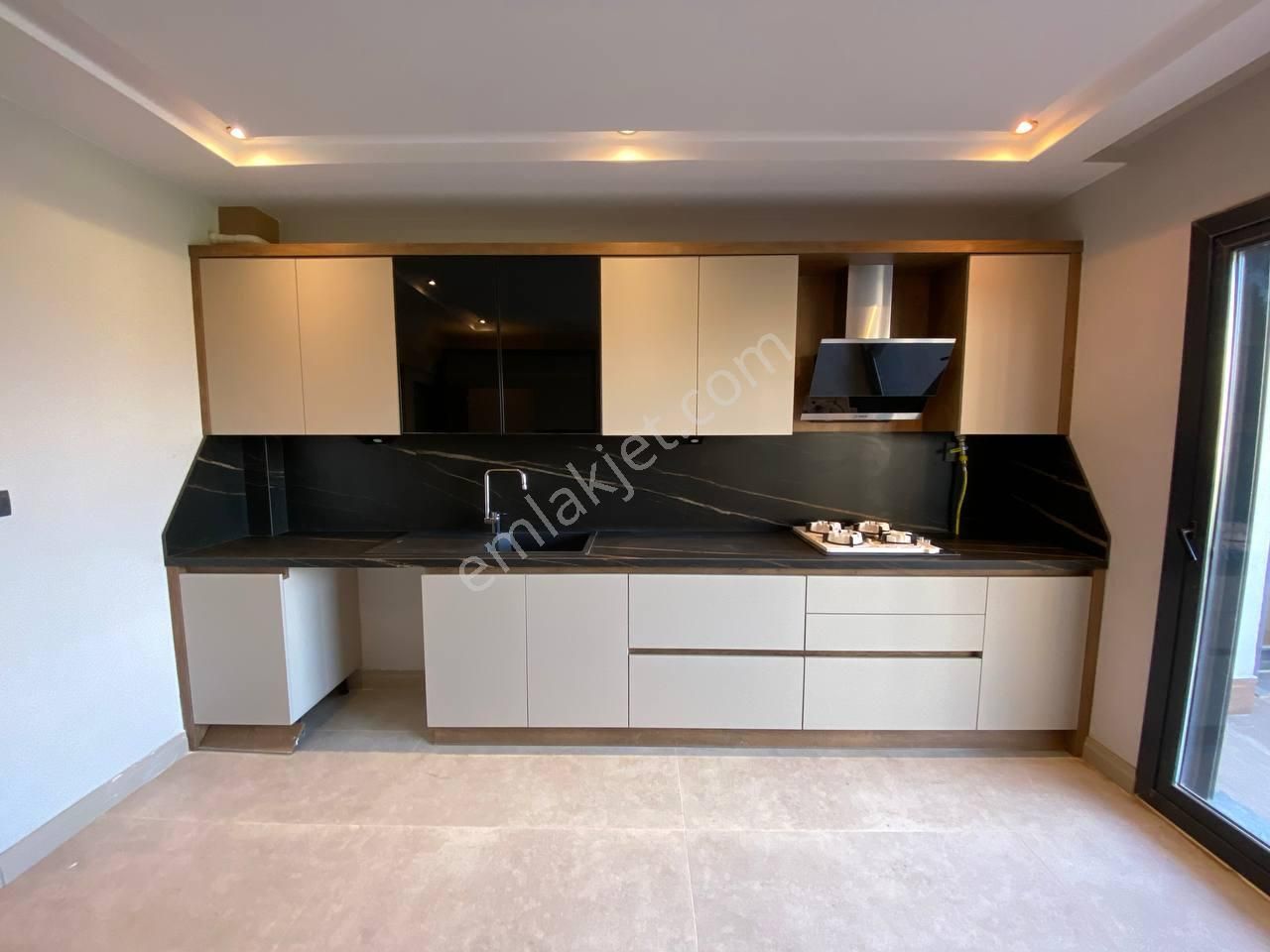 Uytundan Örende Havuzlu Ultralüks 4+1 Kiralık Akıllı Daire - Görsel 34