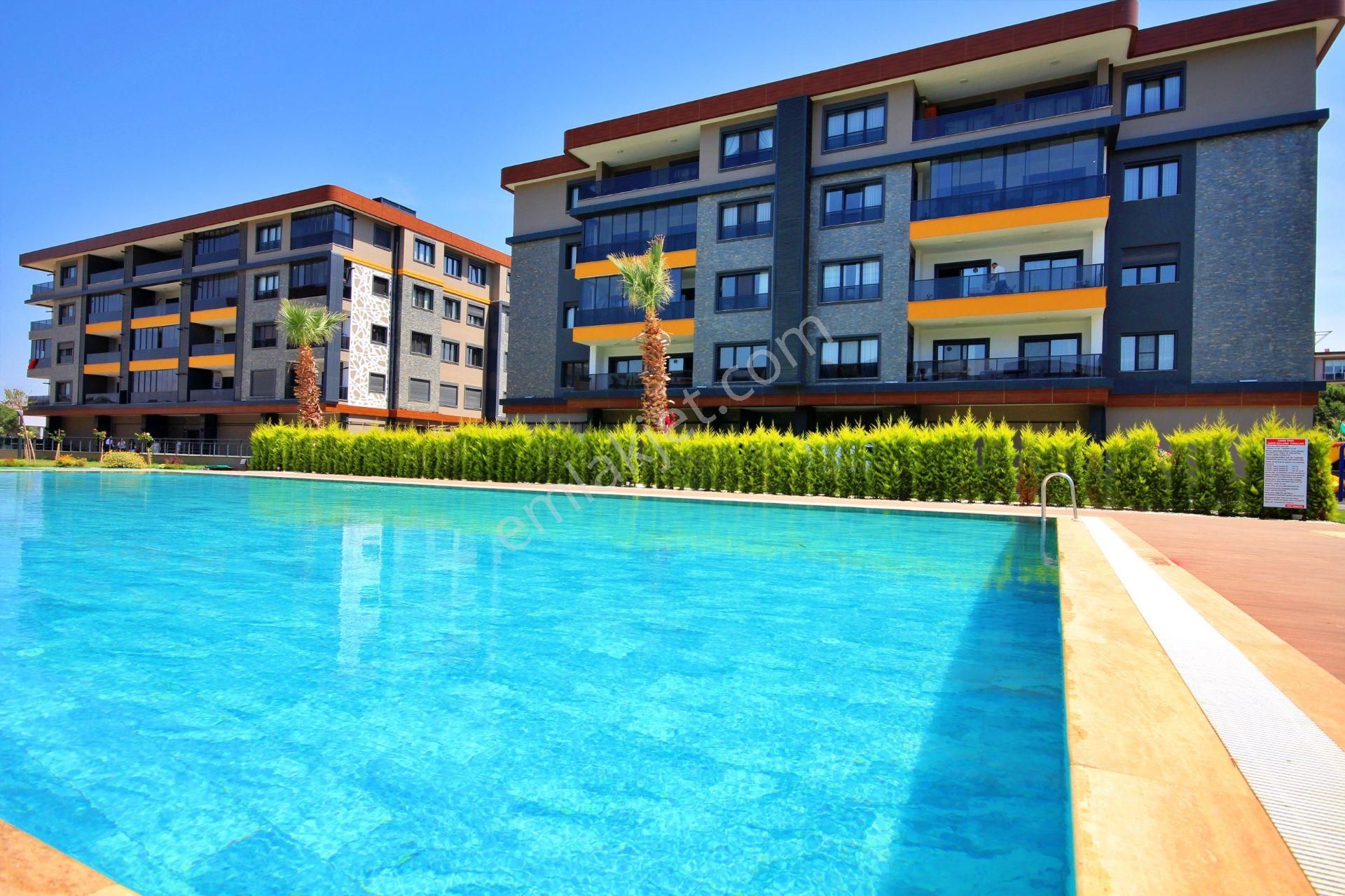 Uytundan Örende Havuzlu Ultralüks 4+1 Kiralık Akıllı Daire - Görsel 4