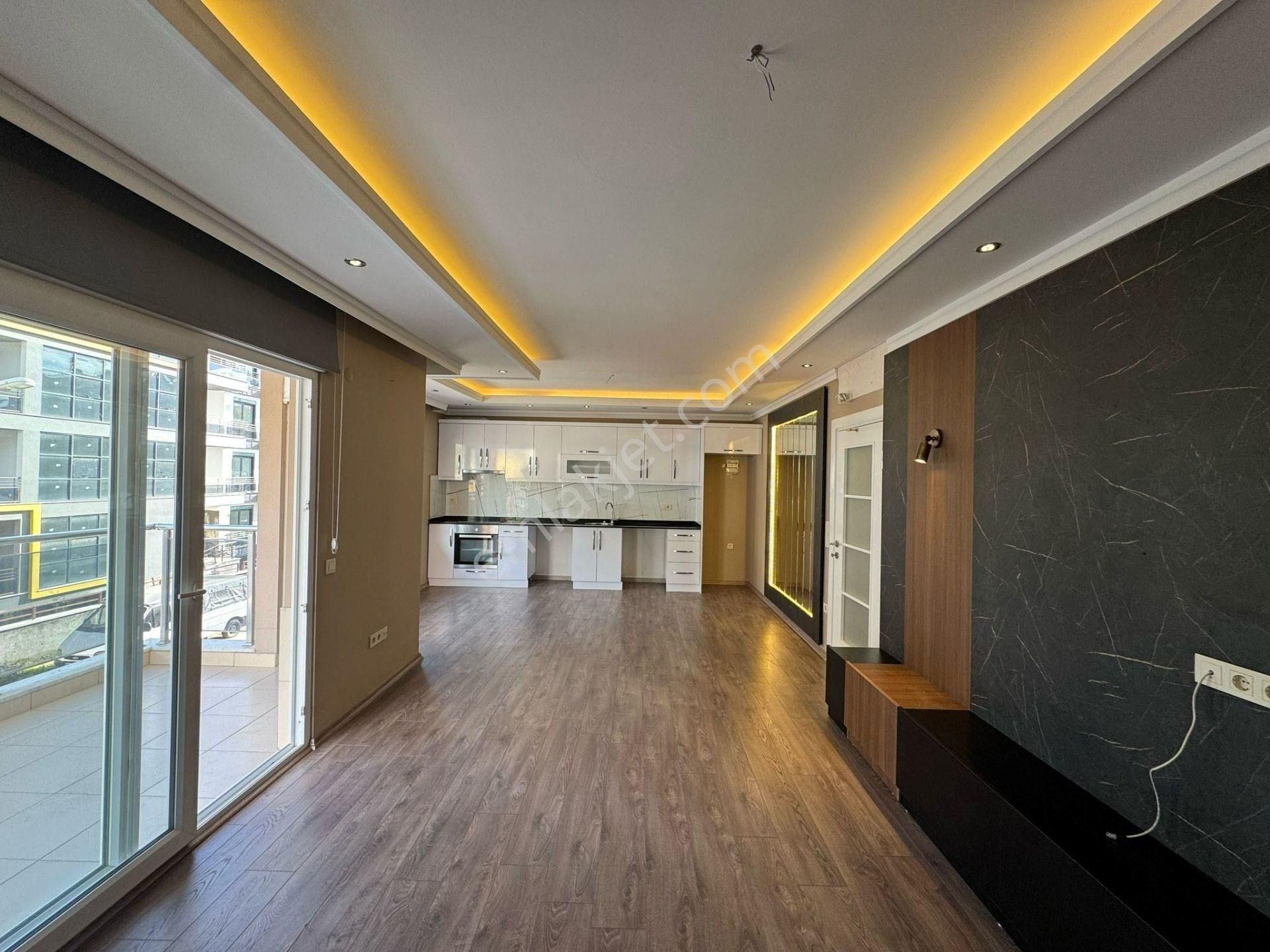 Alanya Kestel’de Denize 400 M 2+1 Özel Dizayn Satılık Daire