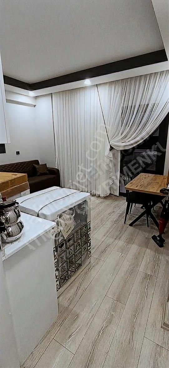 Yenikent'te Sıfır Eşyalı, Geniş 1+1 Kiralık Daire - Görsel 11