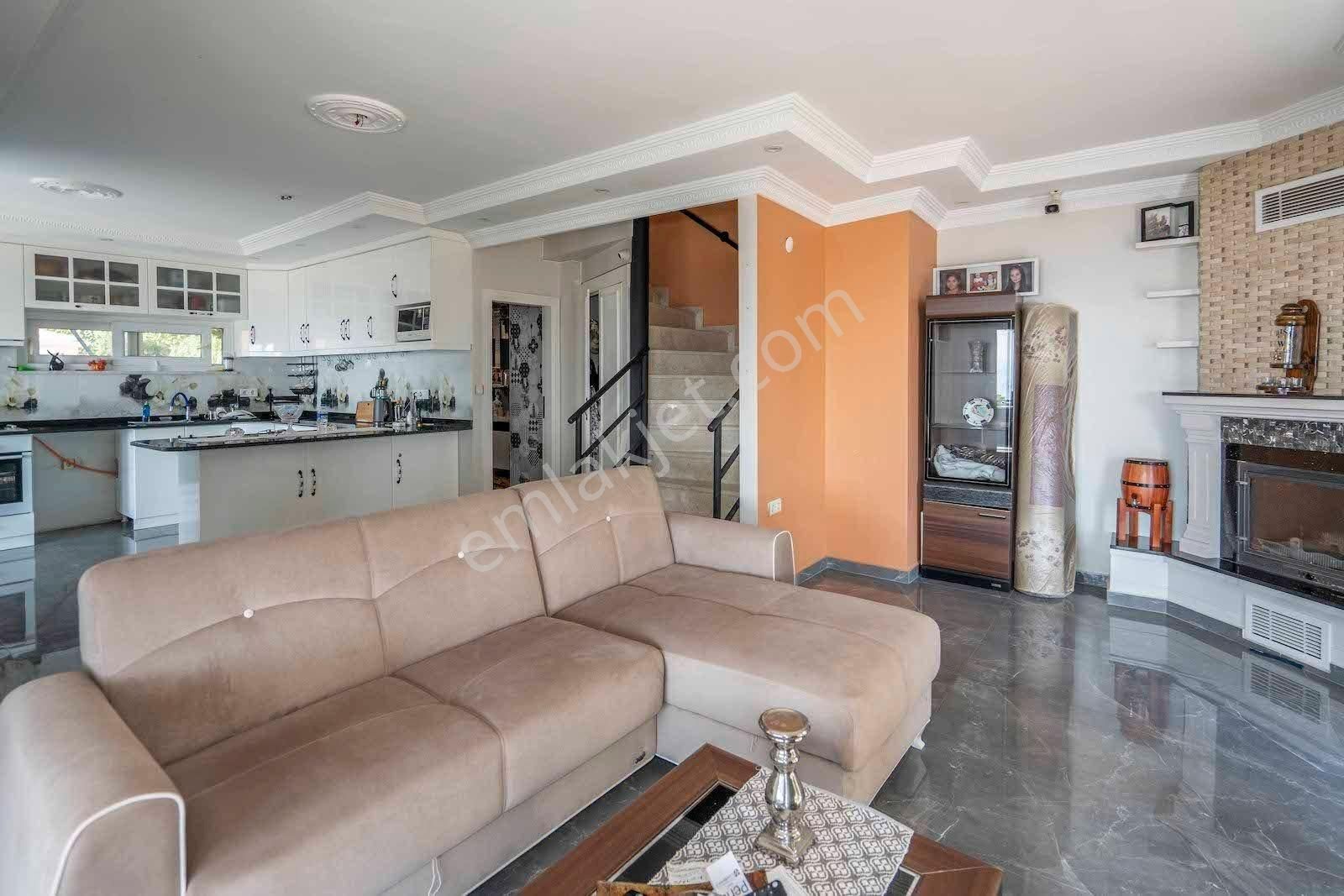 Alanya / Bektaş’ta Satılık Vatandaşlığa Uygun 3+1 Dublex Villa - Görsel 8