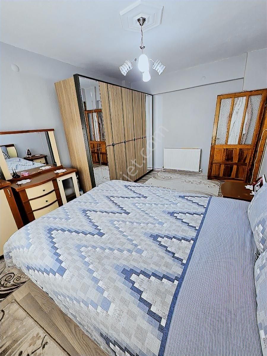 Satılık Yörükte 3+1 130 M2 Tadilatlı Kombili Fırsat Daire - Görsel 17