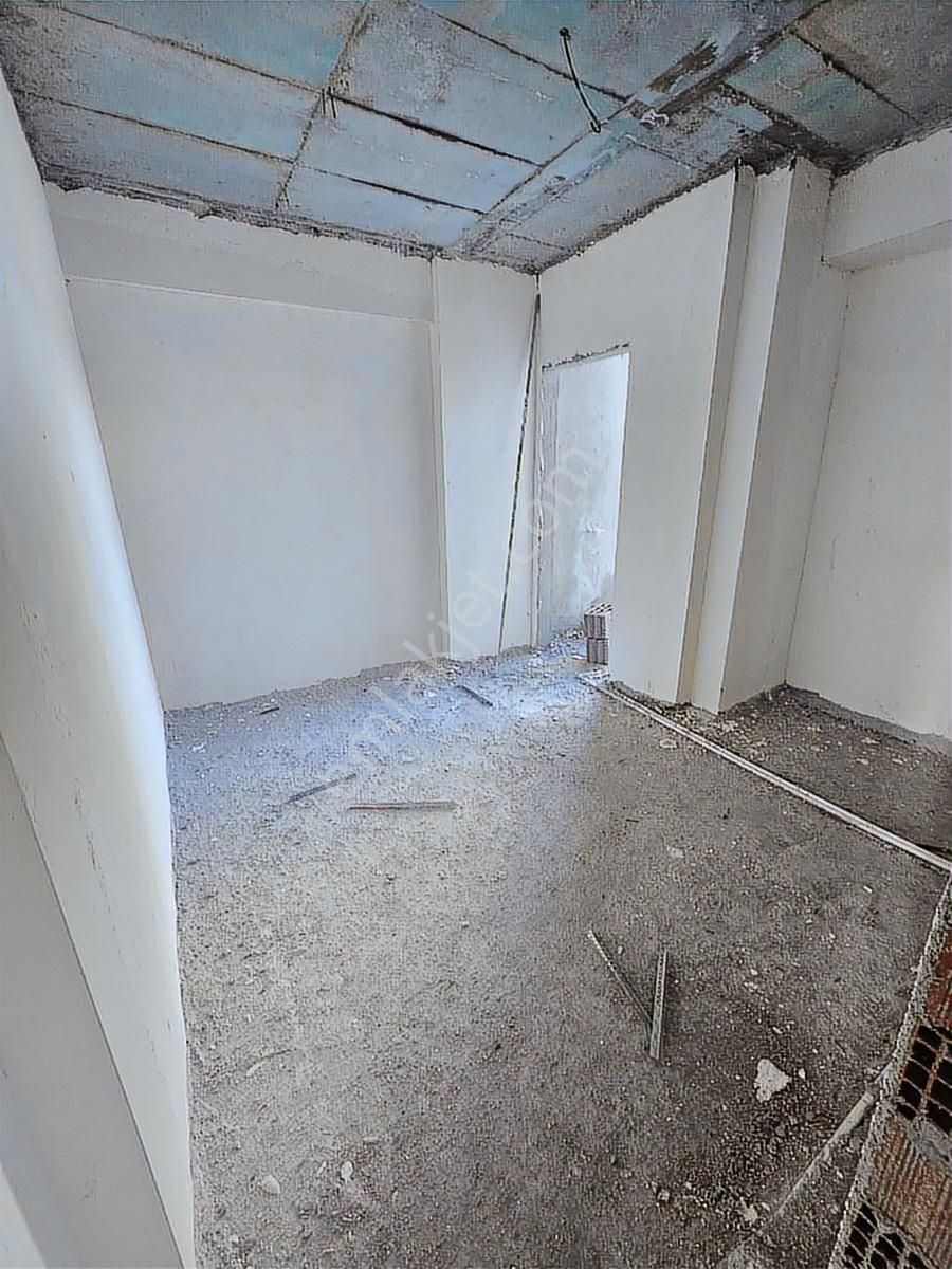 Satılık Avarda 3+1 135 M2 Giyinme Odalı Lüks Ara Kat - Görsel 9