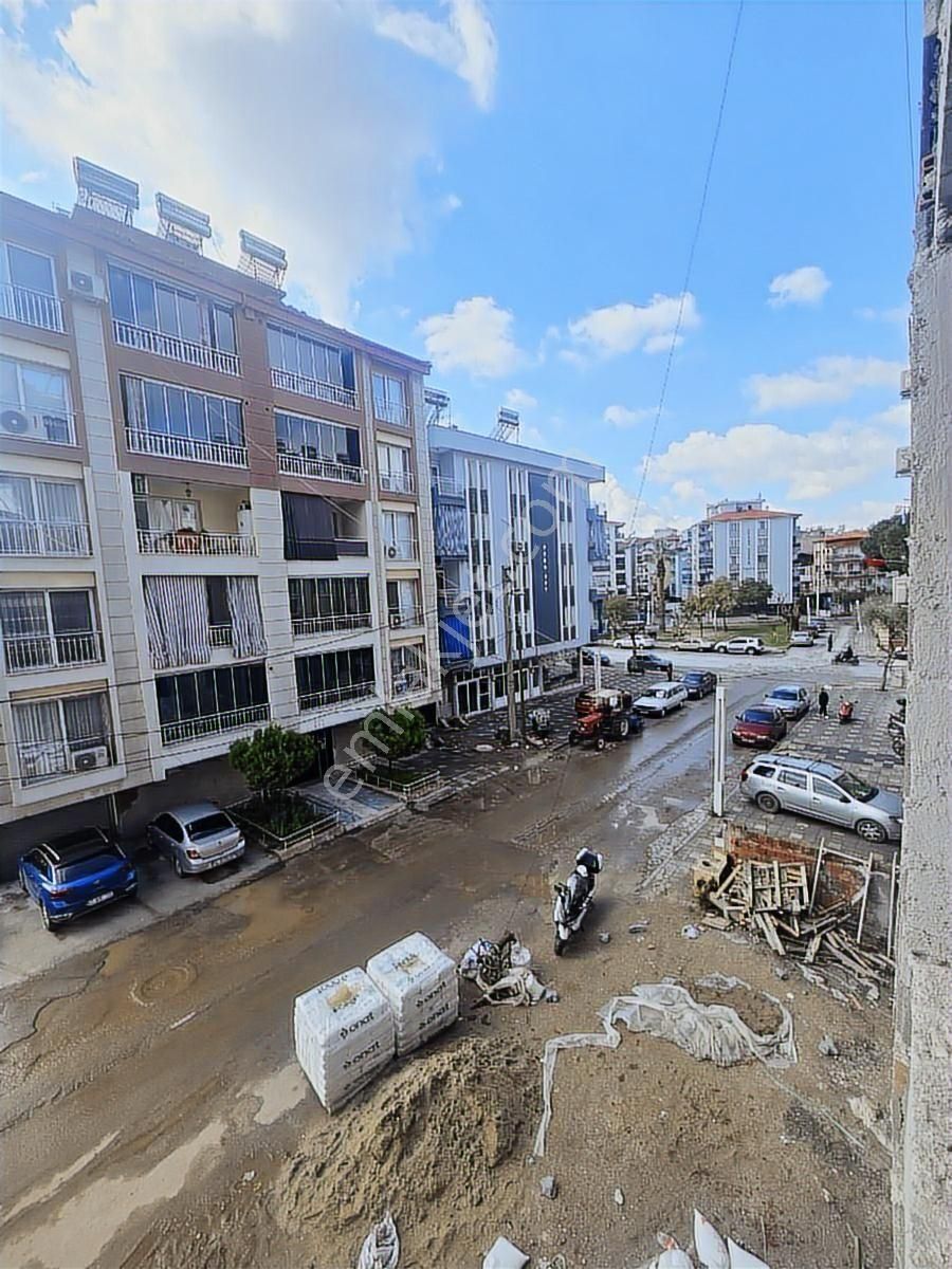 Satılık Avarda 3+1 135 M2 Giyinme Odalı Lüks Ara Kat - Görsel 13