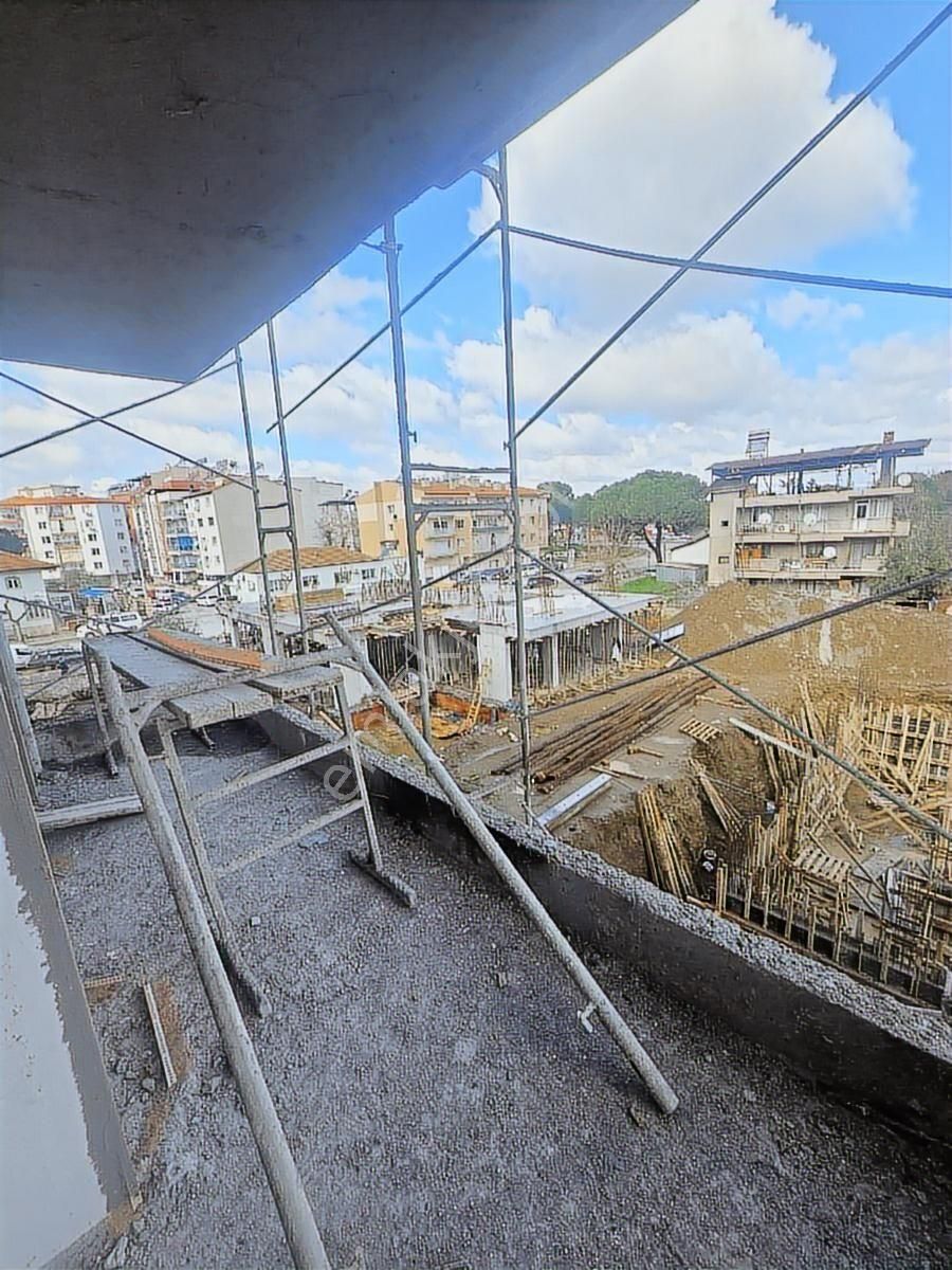 Satılık Avarda 3+1 135 M2 Giyinme Odalı Lüks Ara Kat - Görsel 7