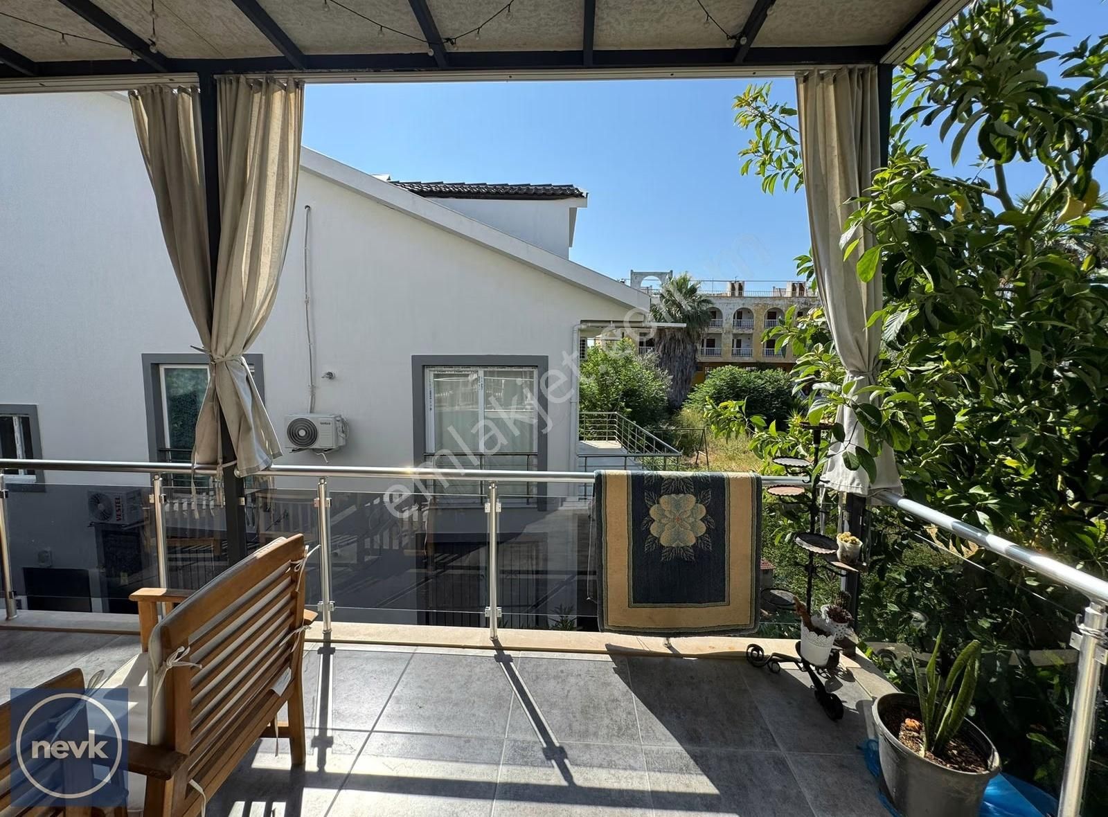 Nevkinvest Ten Foça Da , Geniş, Kullanışlı,3+1 Satılık Dubleks - Görsel 2