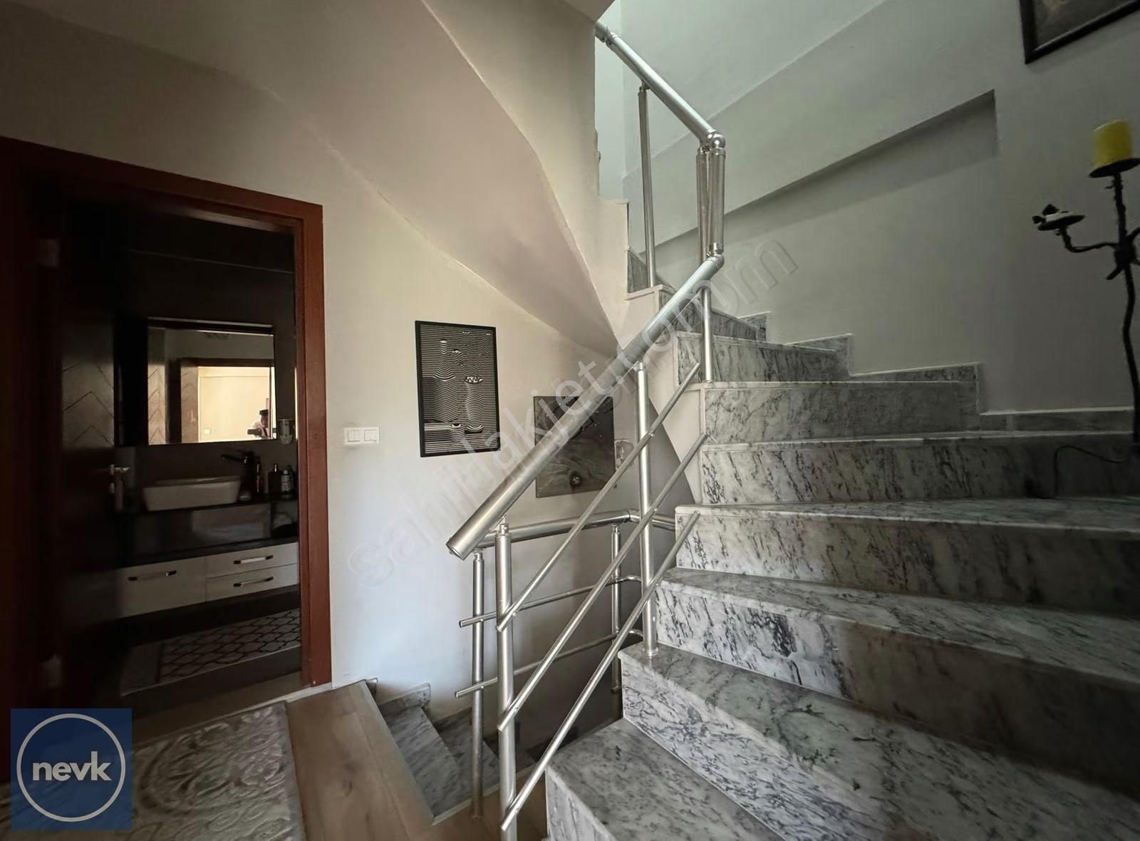 Nevkinvest Ten Foça Da , Geniş, Kullanışlı,3+1 Satılık Dubleks - Görsel 19