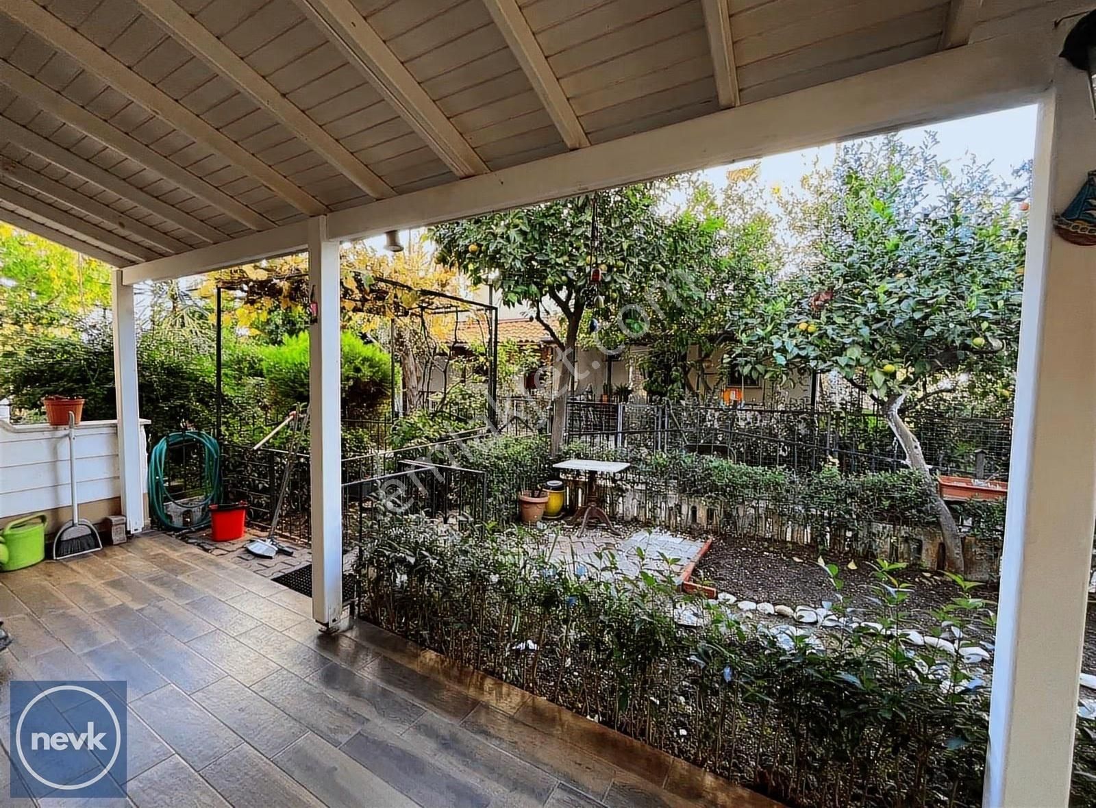 Nevk 'ten Akarcada Köşe Parsel Sahile 100 M Mesafede Villa - Görsel 7