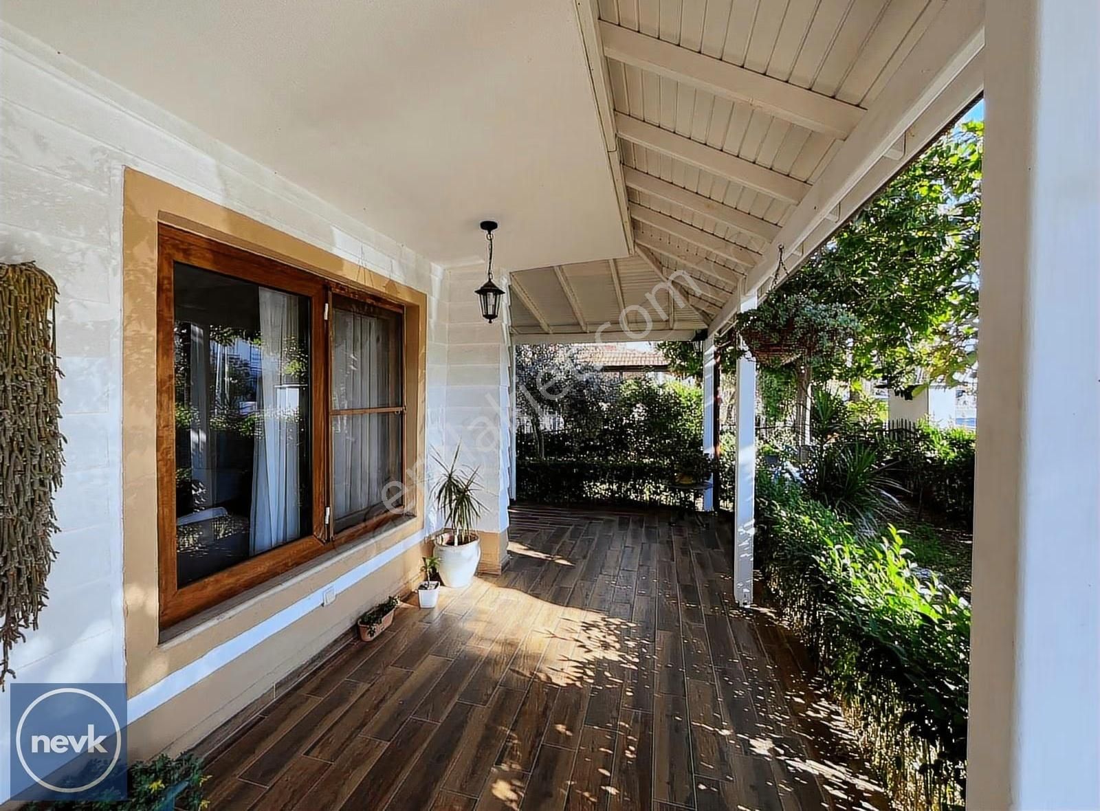 Nevk 'ten Akarcada Köşe Parsel Sahile 100 M Mesafede Villa - Görsel 11