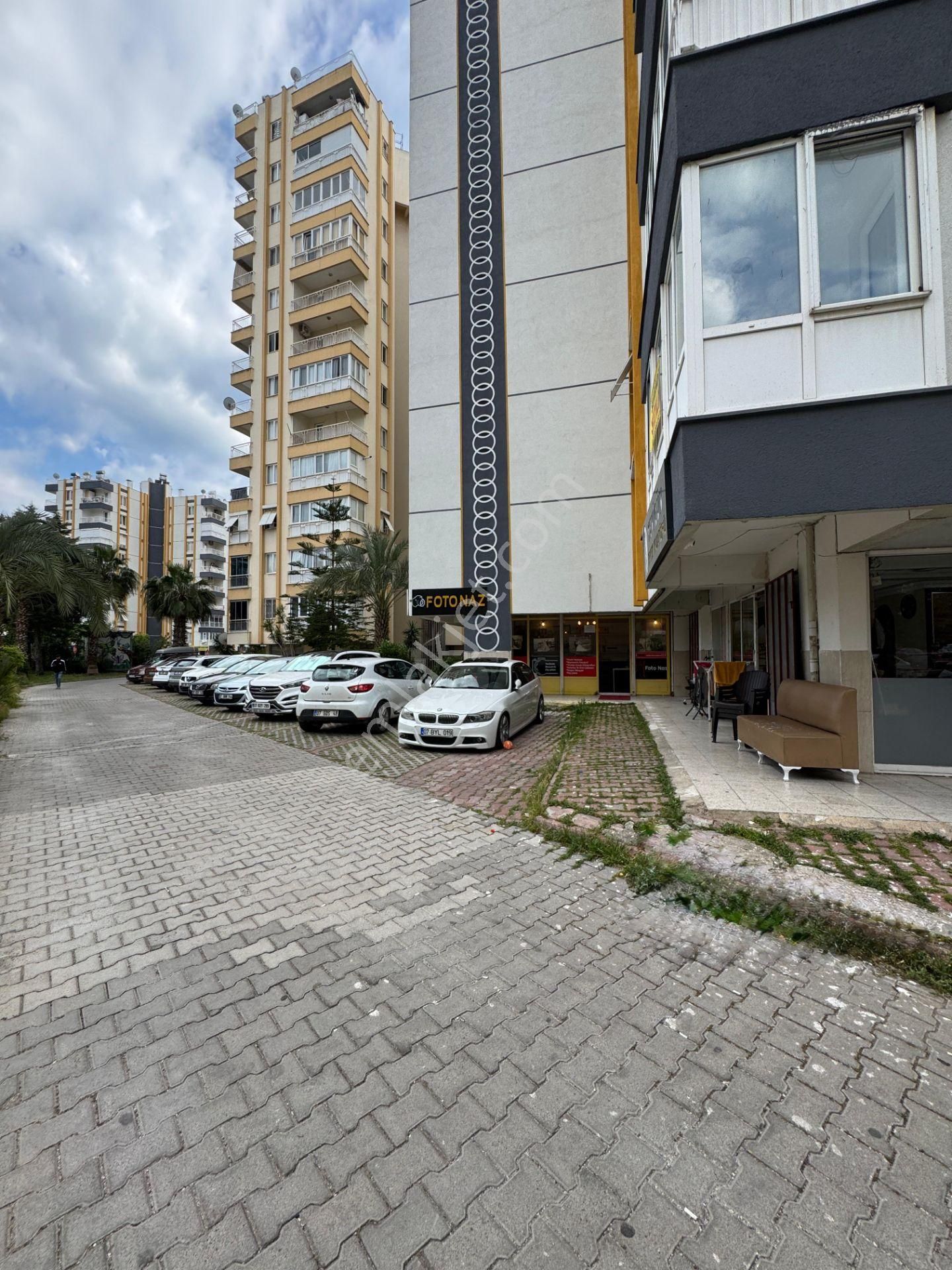 Yenigünde Çok Geniş Kullanışlı Site İçi 3+1 Daire - Görsel 32