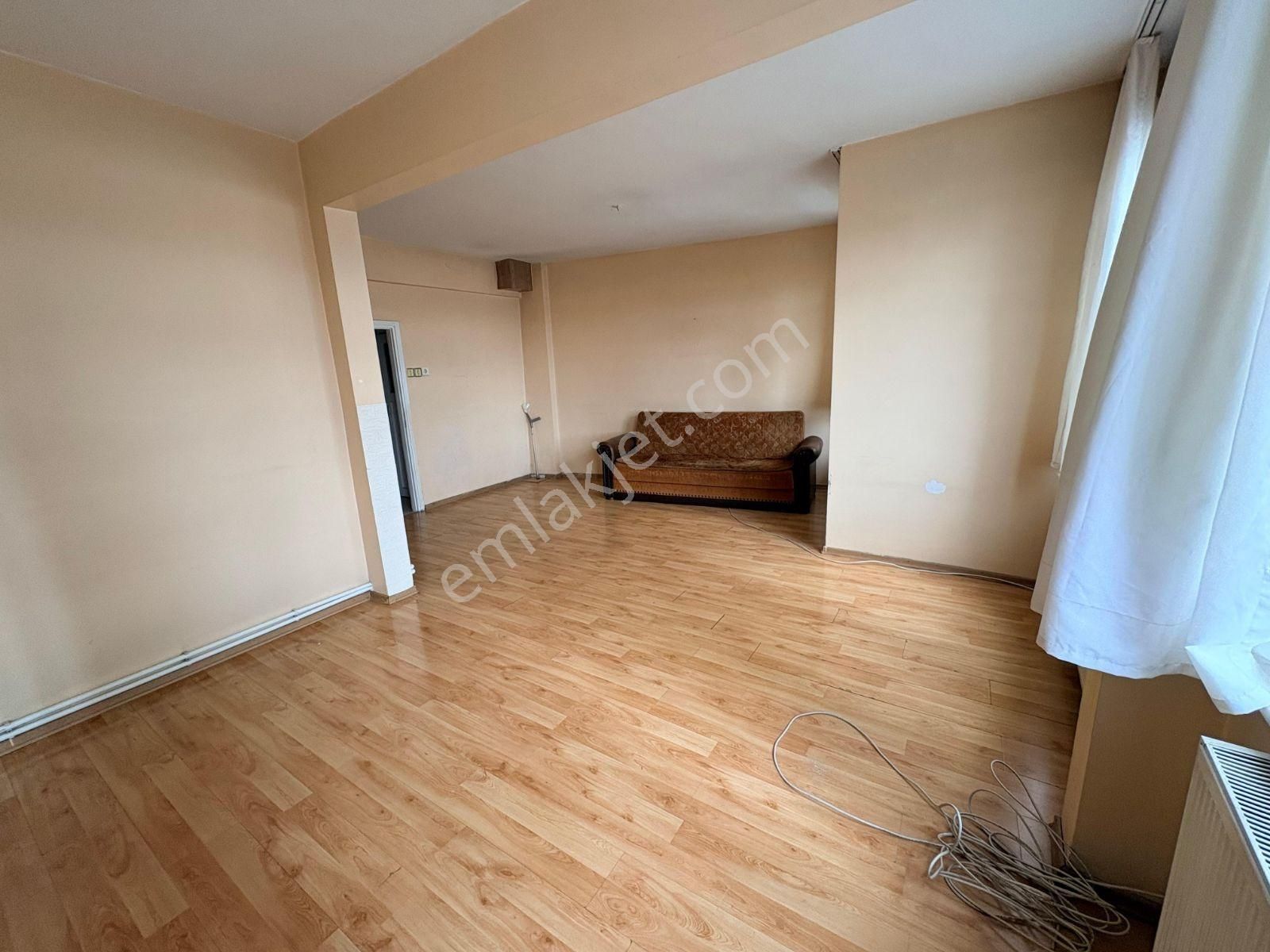 F-l Den Kadıköy Metrobüs Durağı, Evlendirme Dairesi Yürüme 3+1 - Görsel 15