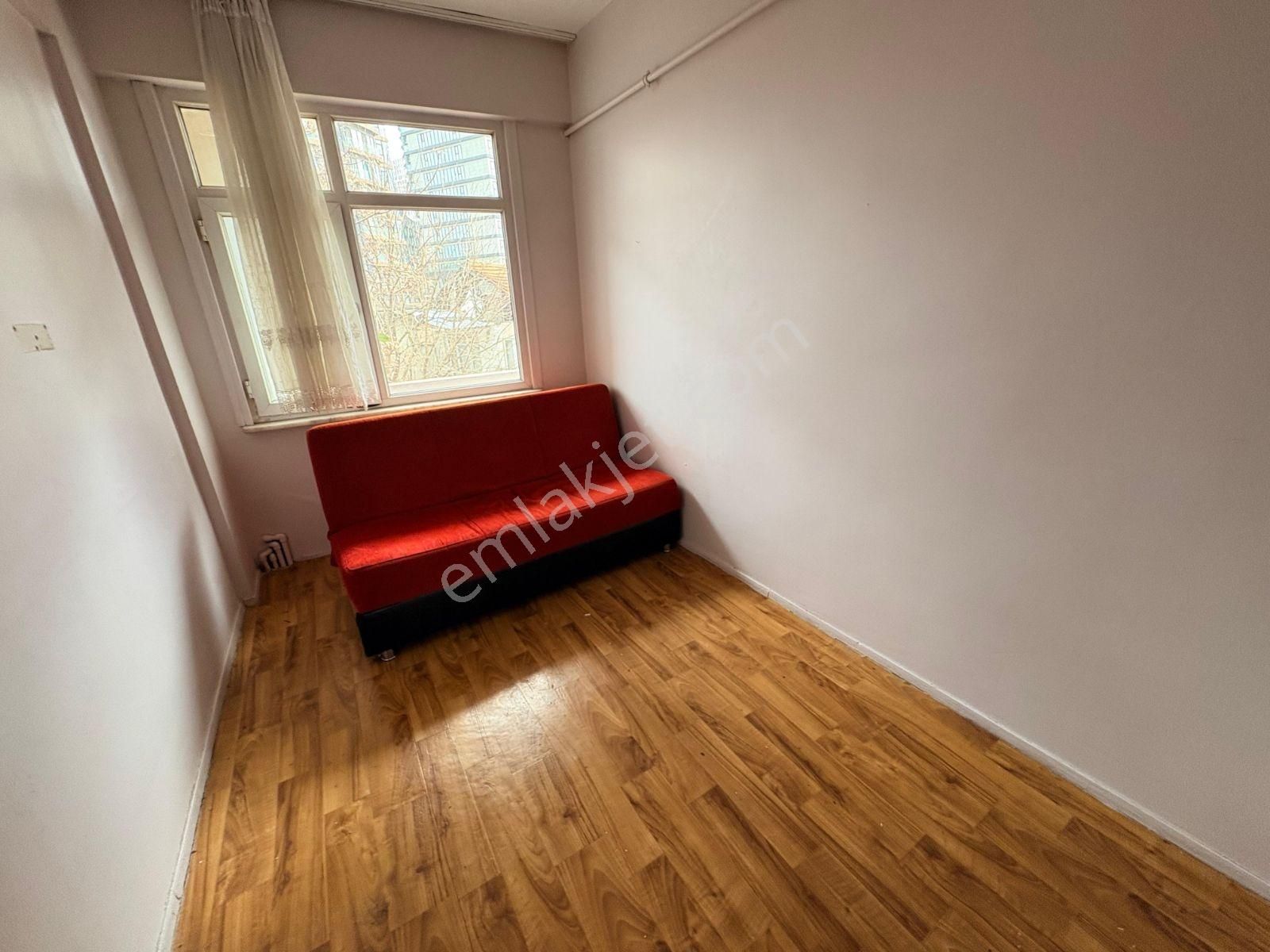 F-l Den Kadıköy Metrobüs Durağı, Evlendirme Dairesi Yürüme 3+1 - Görsel 6