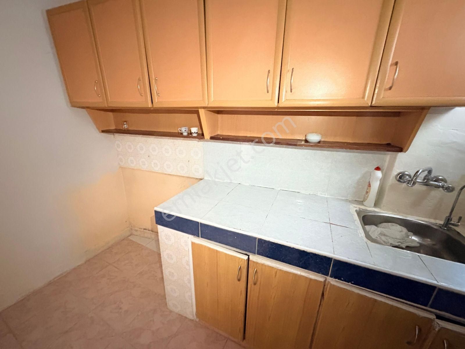 F-l Den Kadıköy Metrobüs Durağı, Evlendirme Dairesi Yürüme 3+1 - Görsel 26