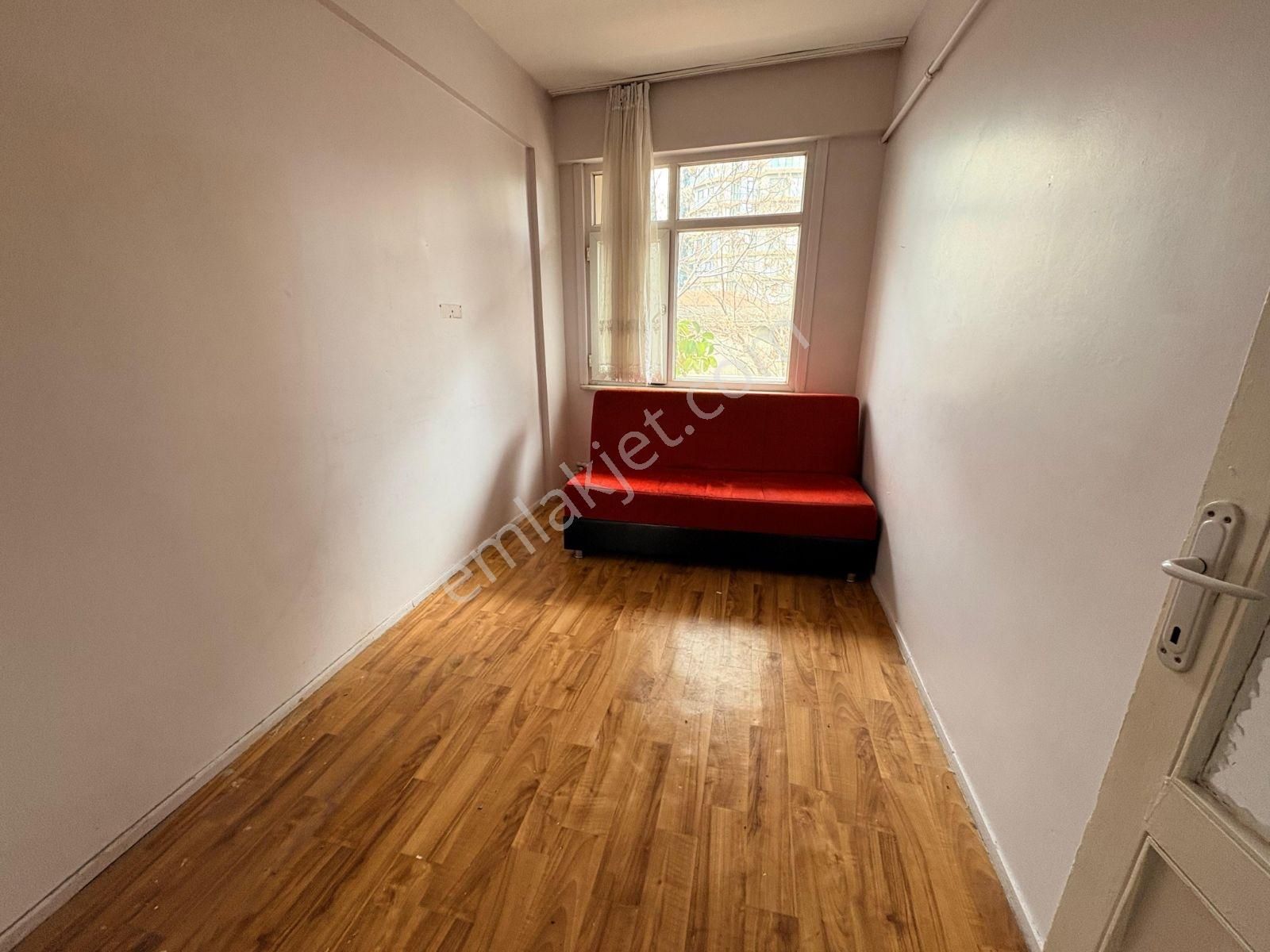 F-l Den Kadıköy Metrobüs Durağı, Evlendirme Dairesi Yürüme 3+1 - Görsel 25