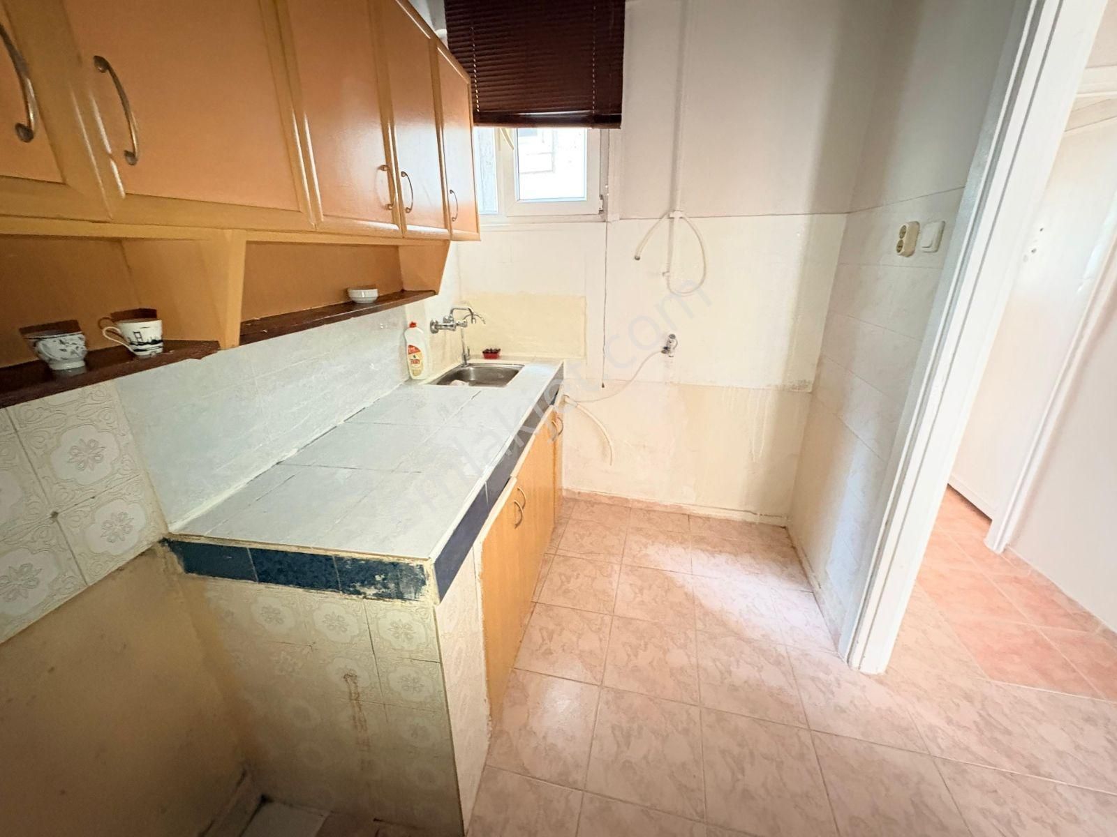 F-l Den Kadıköy Metrobüs Durağı, Evlendirme Dairesi Yürüme 3+1 - Görsel 23