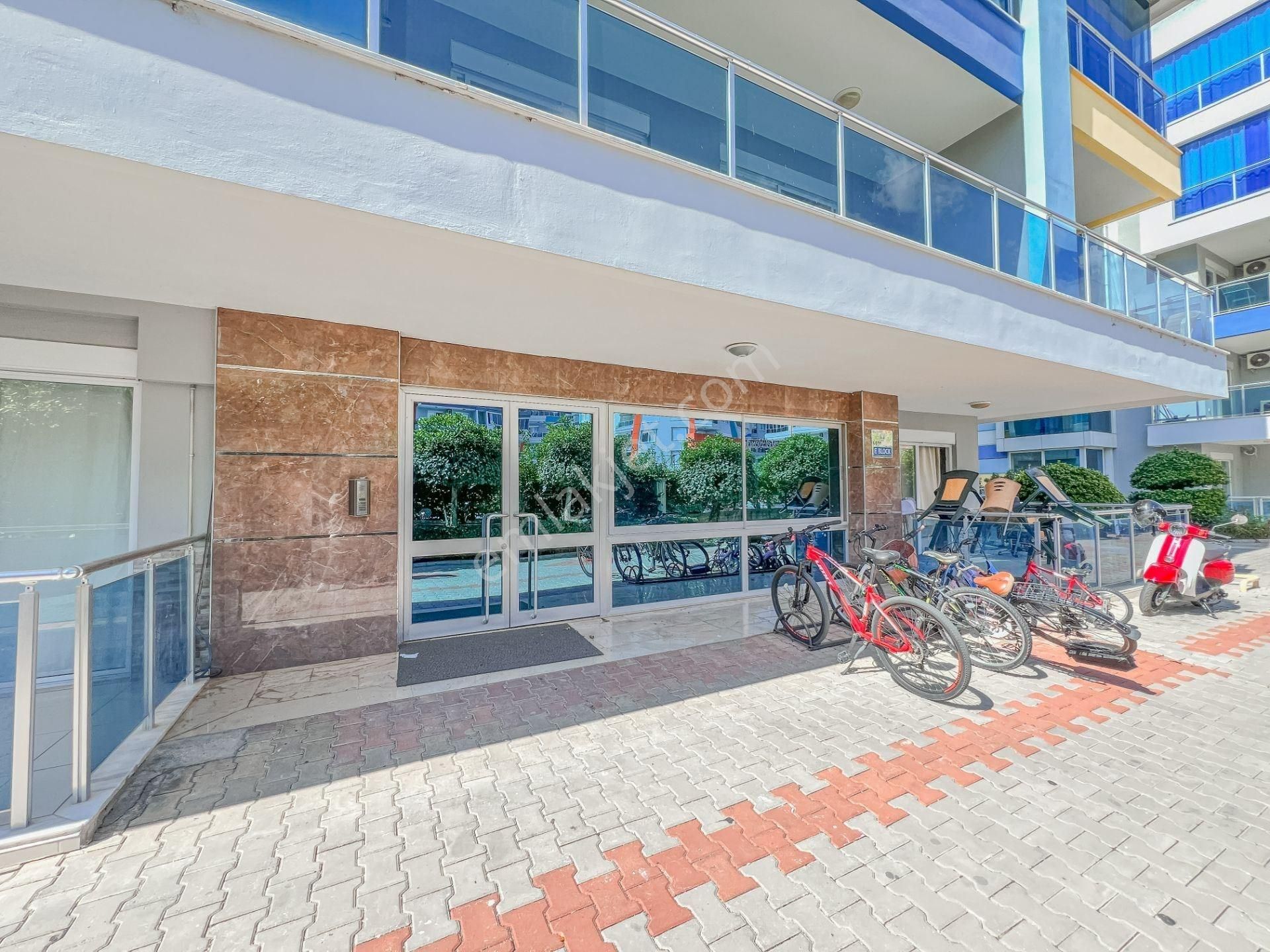 Alanya Kestel’de Denize 200 M, Güney-batı Cepheli 1+1 Eşyalı Daire - Görsel 18