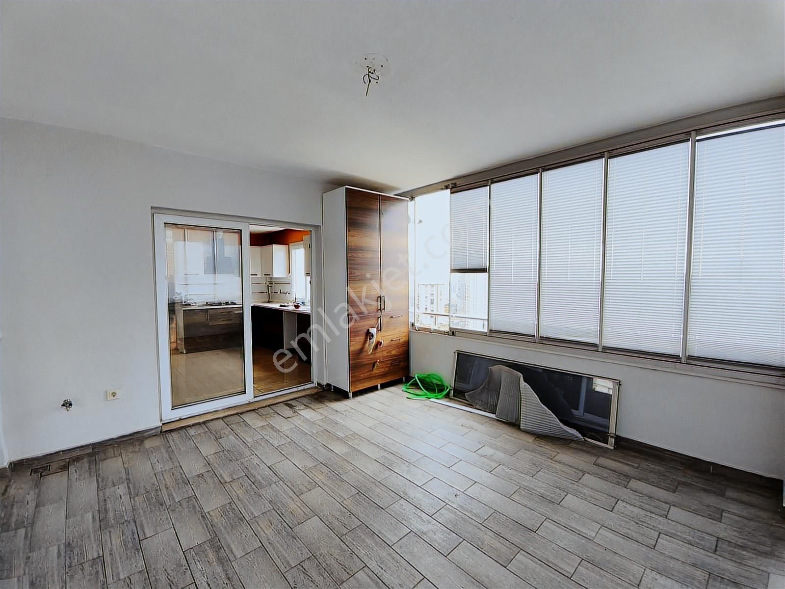 Mersin Kuzeykent'de Sosyal Donatılı 4+1 Acil Satılık Daire - Görsel 10