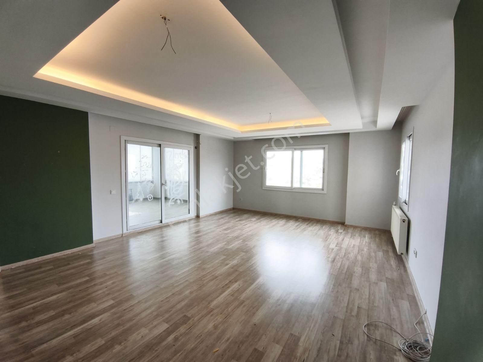 Mersin Kuzeykent'de Sosyal Donatılı 4+1 Acil Satılık Daire - Görsel 33