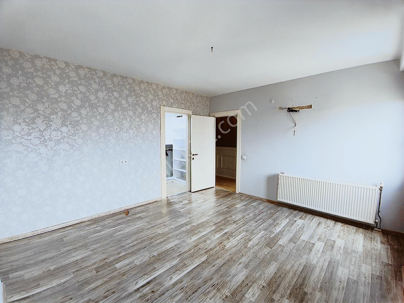 Mersin Kuzeykent'de Sosyal Donatılı 4+1 Acil Satılık Daire - Görsel 17