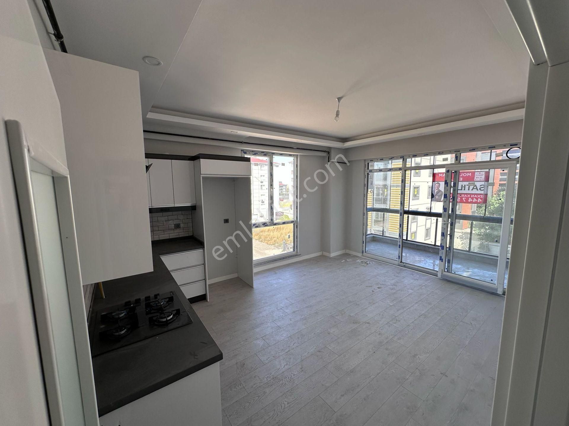 Molla Team'den Hürriyet Mah. Kiralık 2+1 Daire Net 70m² - Görsel 2