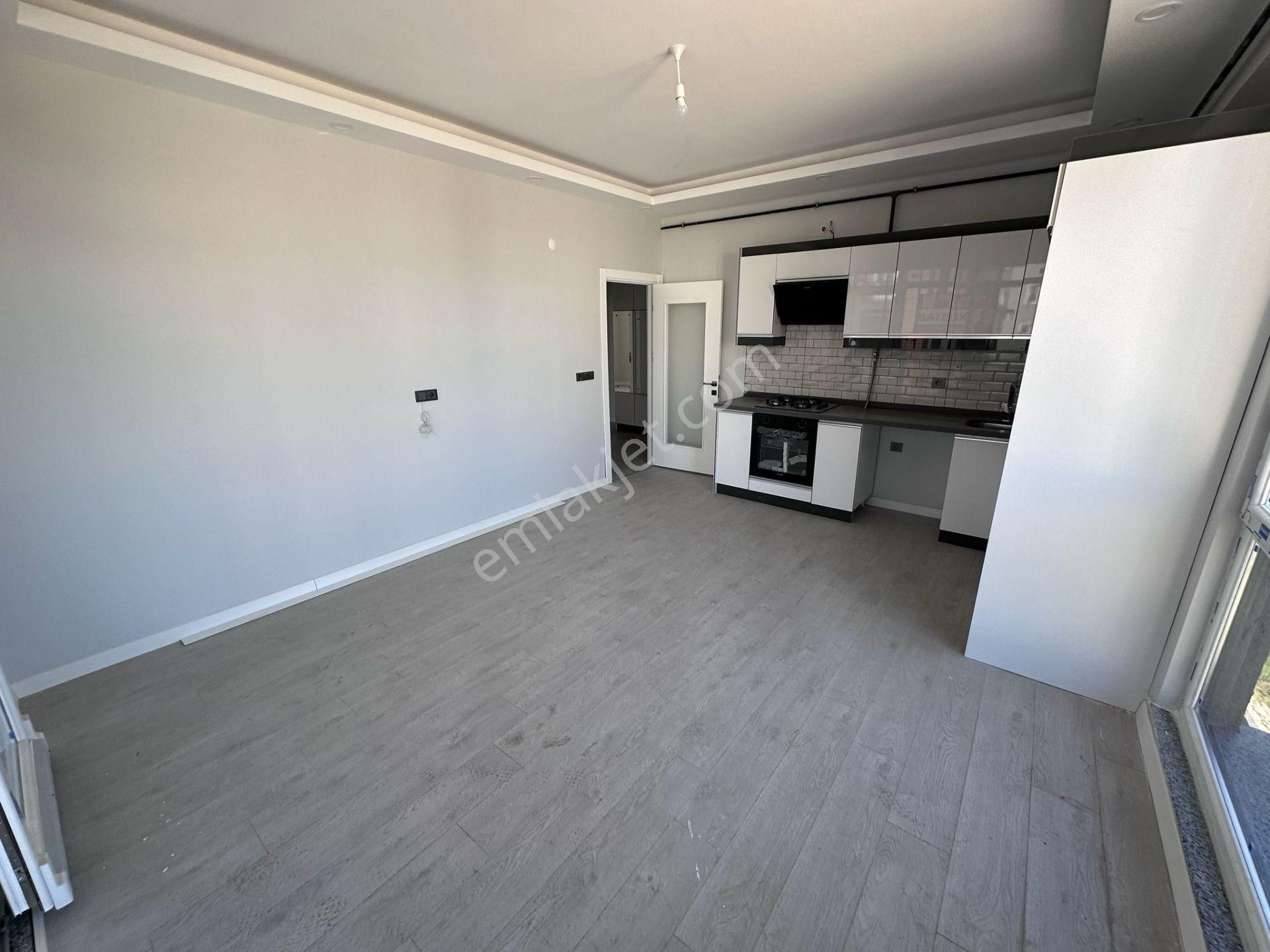 Molla Team'den Hürriyet Mah. Kiralık 2+1 Daire Net 70m² - Görsel 4