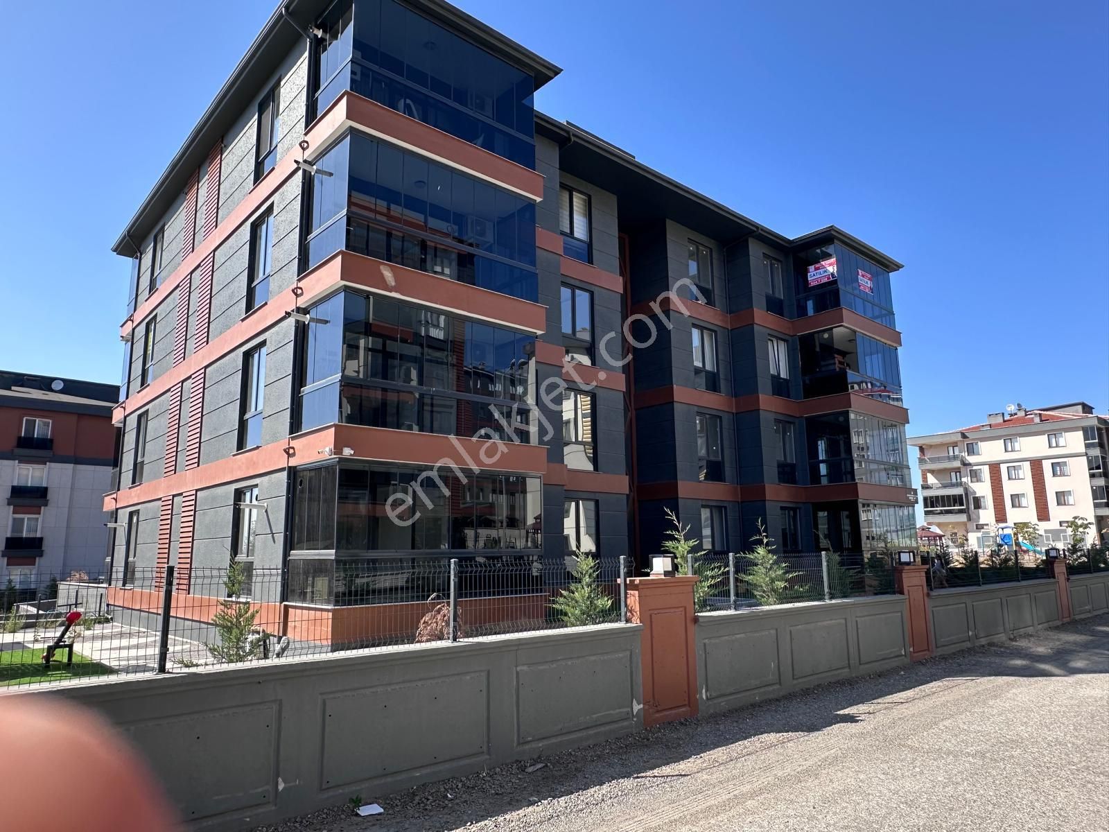 Molla Team'den Hürriyet Mah. Kiralık 2+1 Daire Net 70m²