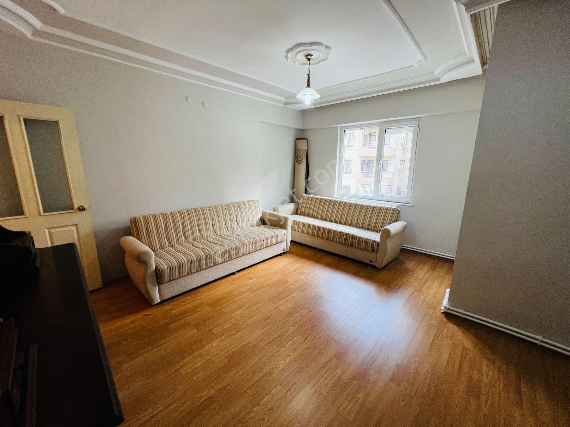 Tramvay Durağına Çok Yakın Asansörlü Kombili Arakat 3+1 - Görsel 10