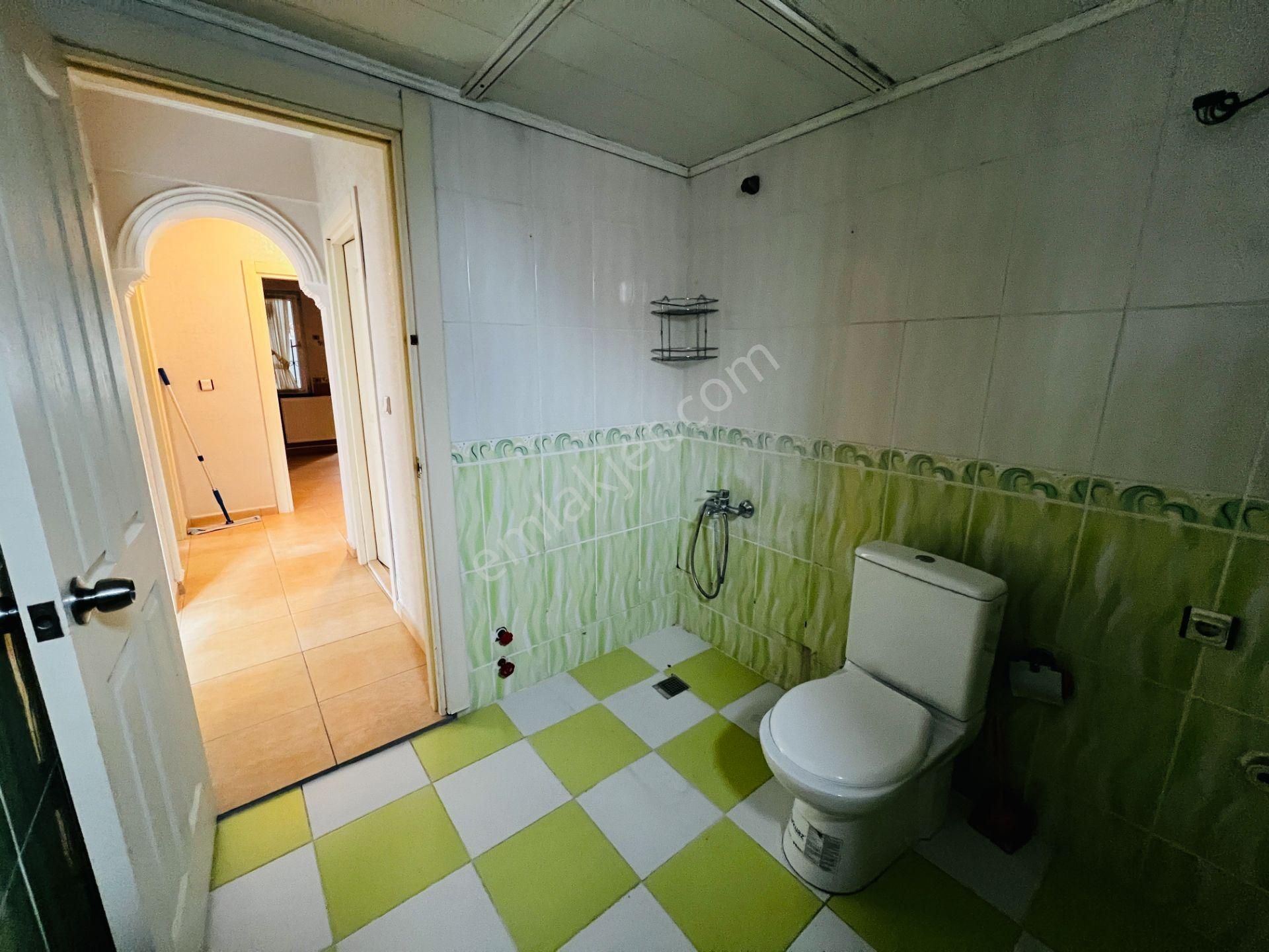 Tramvay Durağına Çok Yakın Asansörlü Kombili Arakat 3+1 - Görsel 18