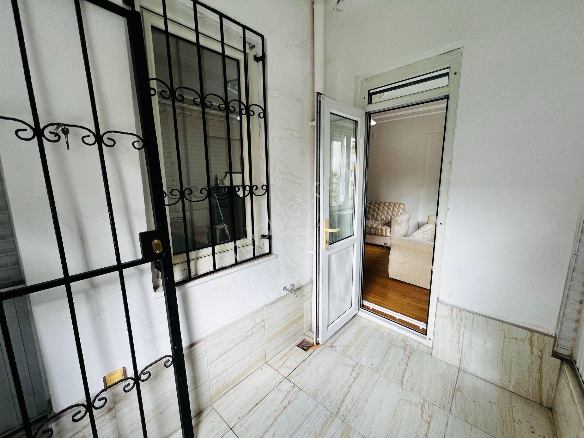 Tramvay Durağına Çok Yakın Asansörlü Kombili Arakat 3+1 - Görsel 23