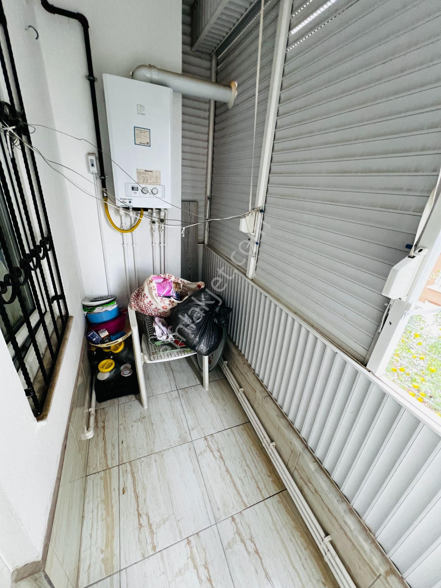 Tramvay Durağına Çok Yakın Asansörlü Kombili Arakat 3+1 - Görsel 25