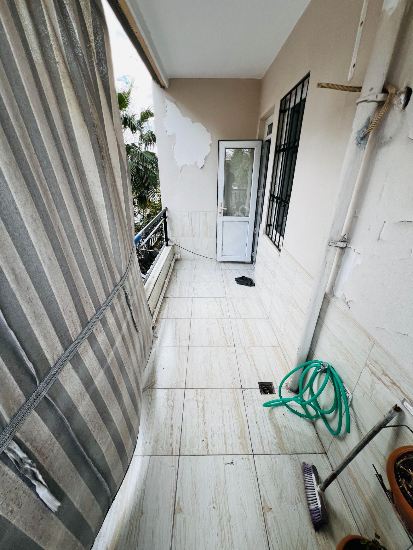 Tramvay Durağına Çok Yakın Asansörlü Kombili Arakat 3+1 - Görsel 27