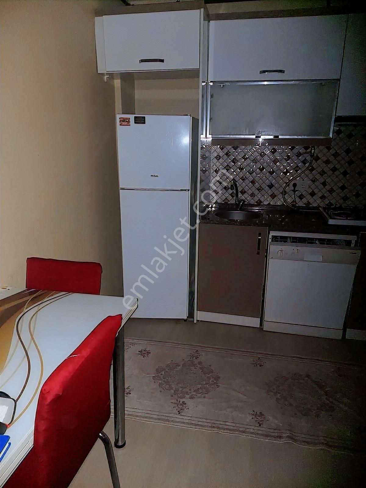 Turyap Bornova'dan Mevlana'da Eşyalı Kiralık 1+1 Daire - Görsel 13
