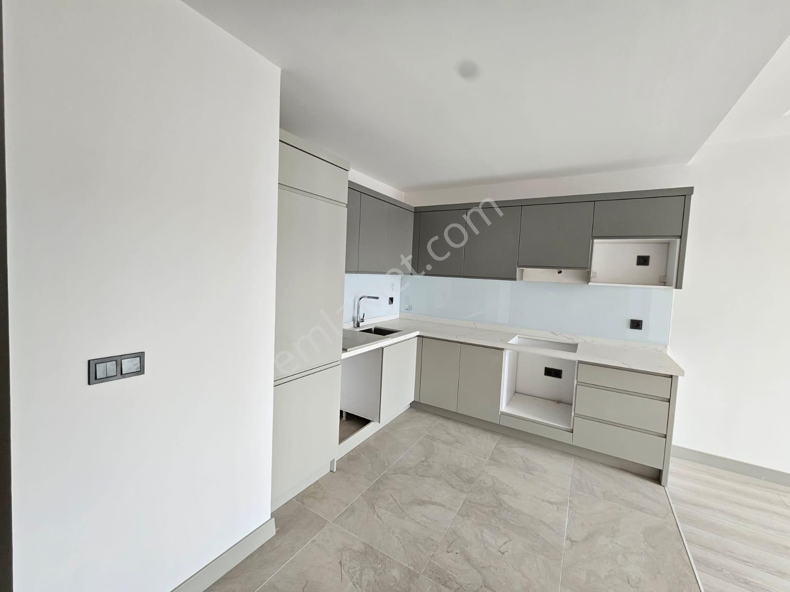 Alanya Mahmutlar Mah Akdeniz Avm Yanında Kiralık1+1 Daireler - Görsel 6
