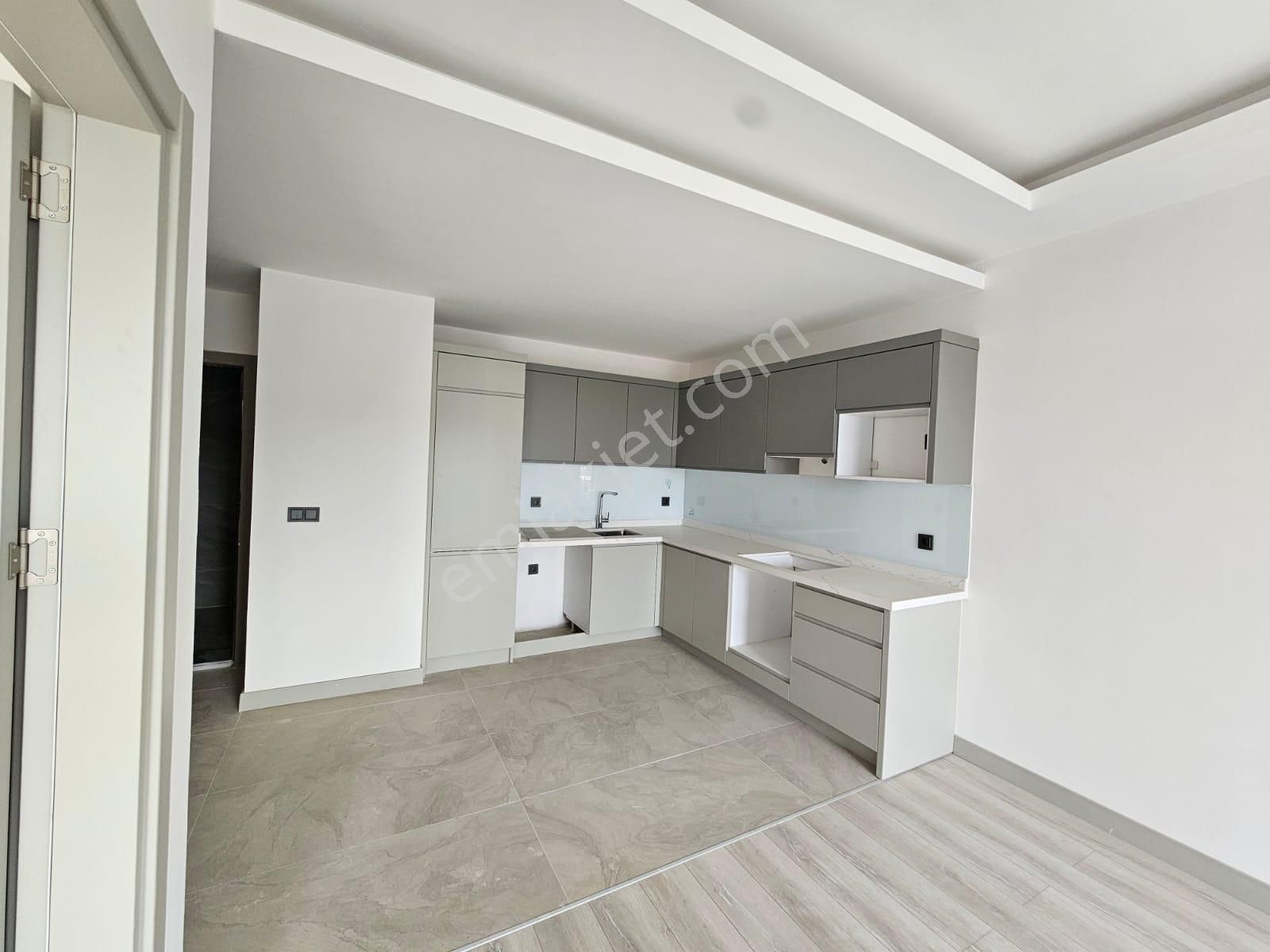 Alanya Mahmutlar Mah Akdeniz Avm Yanında Kiralık1+1 Daireler - Görsel 17