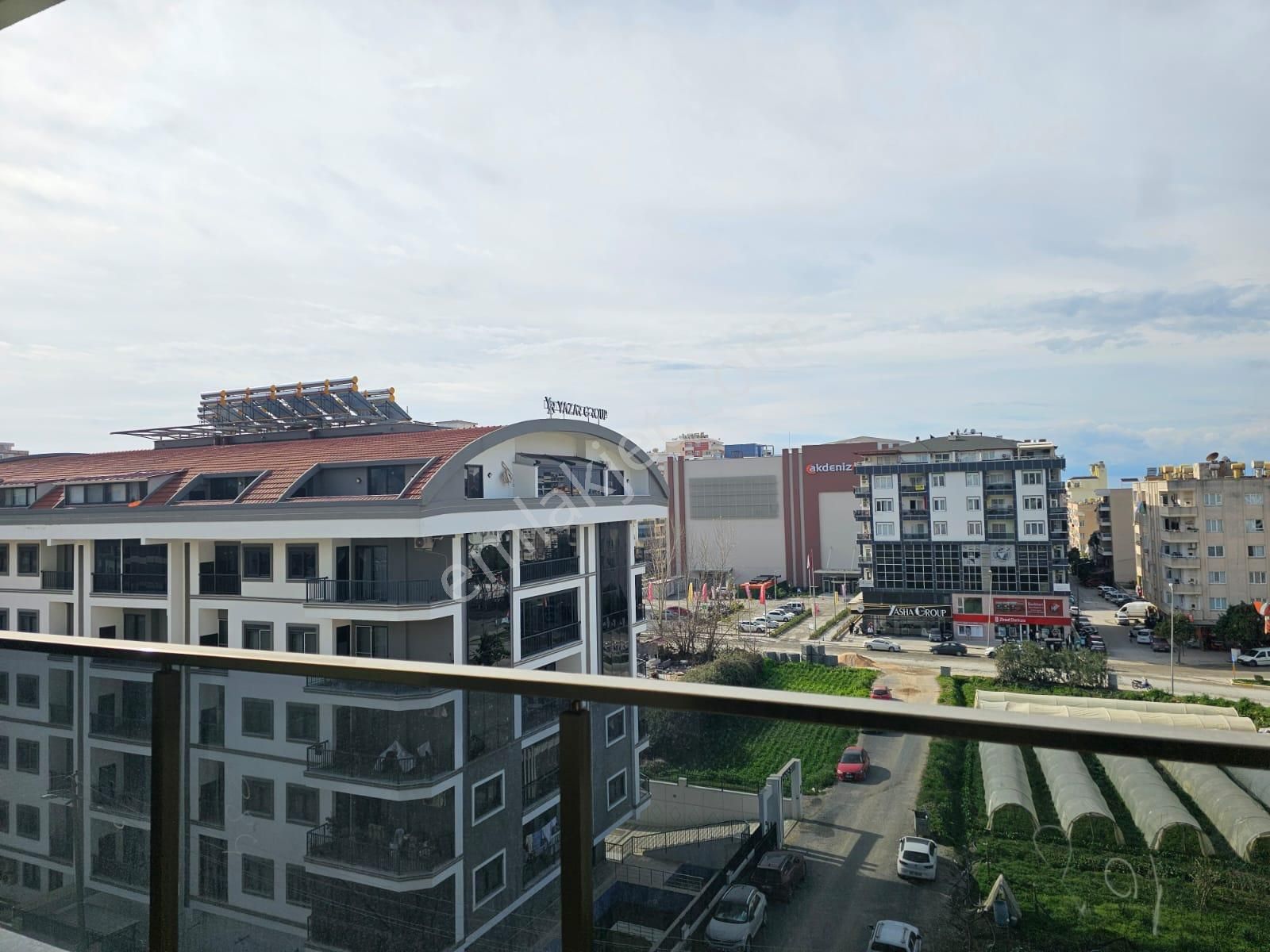 Alanya Mahmutlar Mah Akdeniz Avm Yanında Kiralık1+1 Daireler