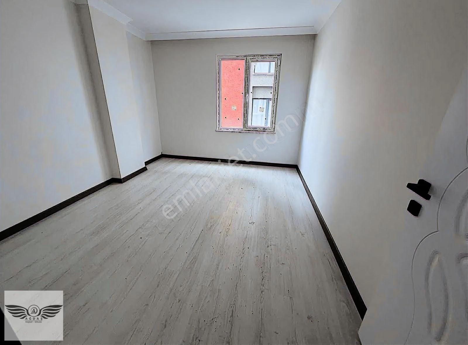 Merkezi Konumda 2+1 Ön Cephe Lüks Satılık Daire - Görsel 13