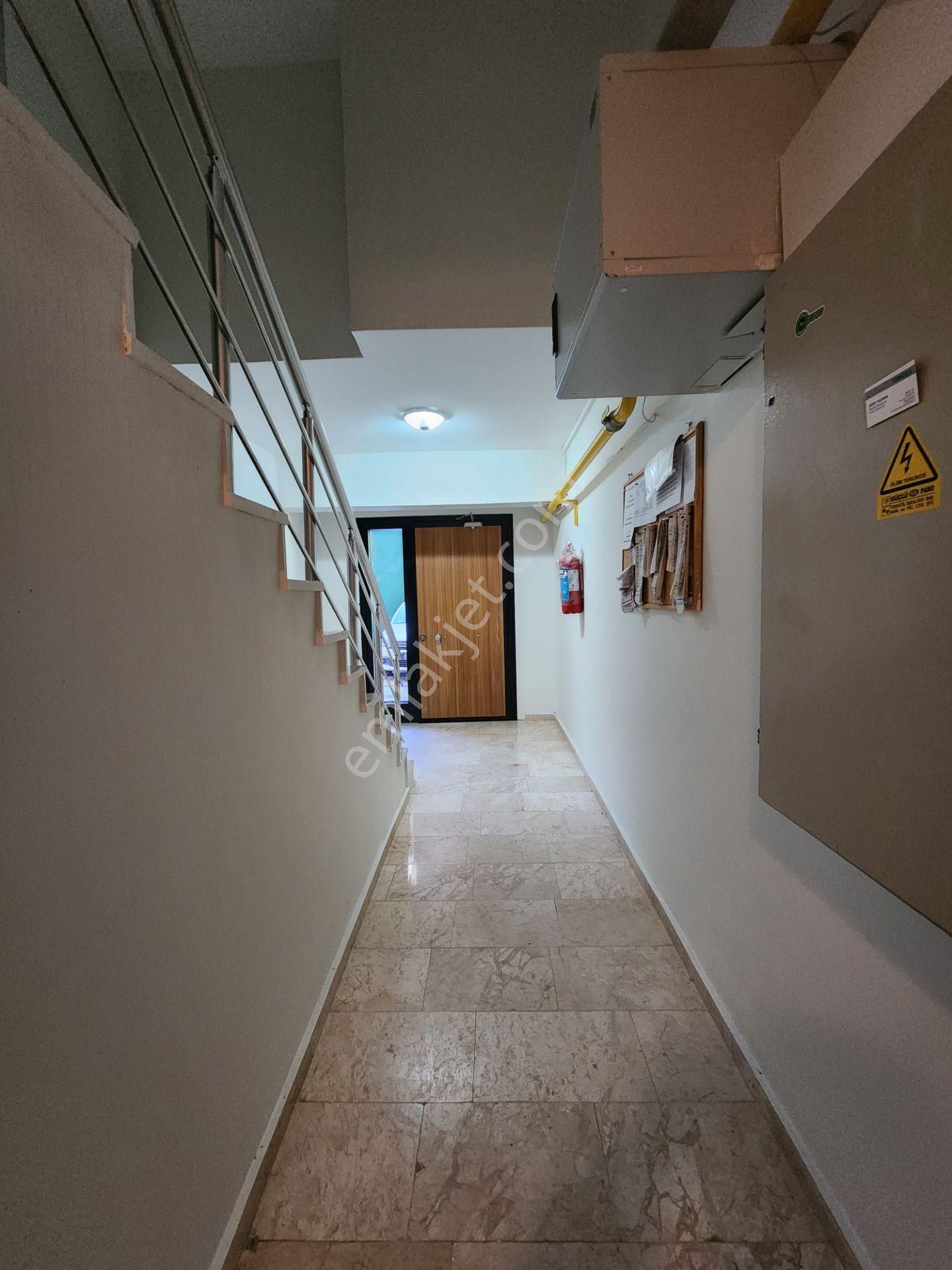 Mudanya Güzelyalı Burgaz’da Havuzlu Site İçinde Deniz Manzaralı Eşyalı 2+1 Kiralık Daire - Görsel 25