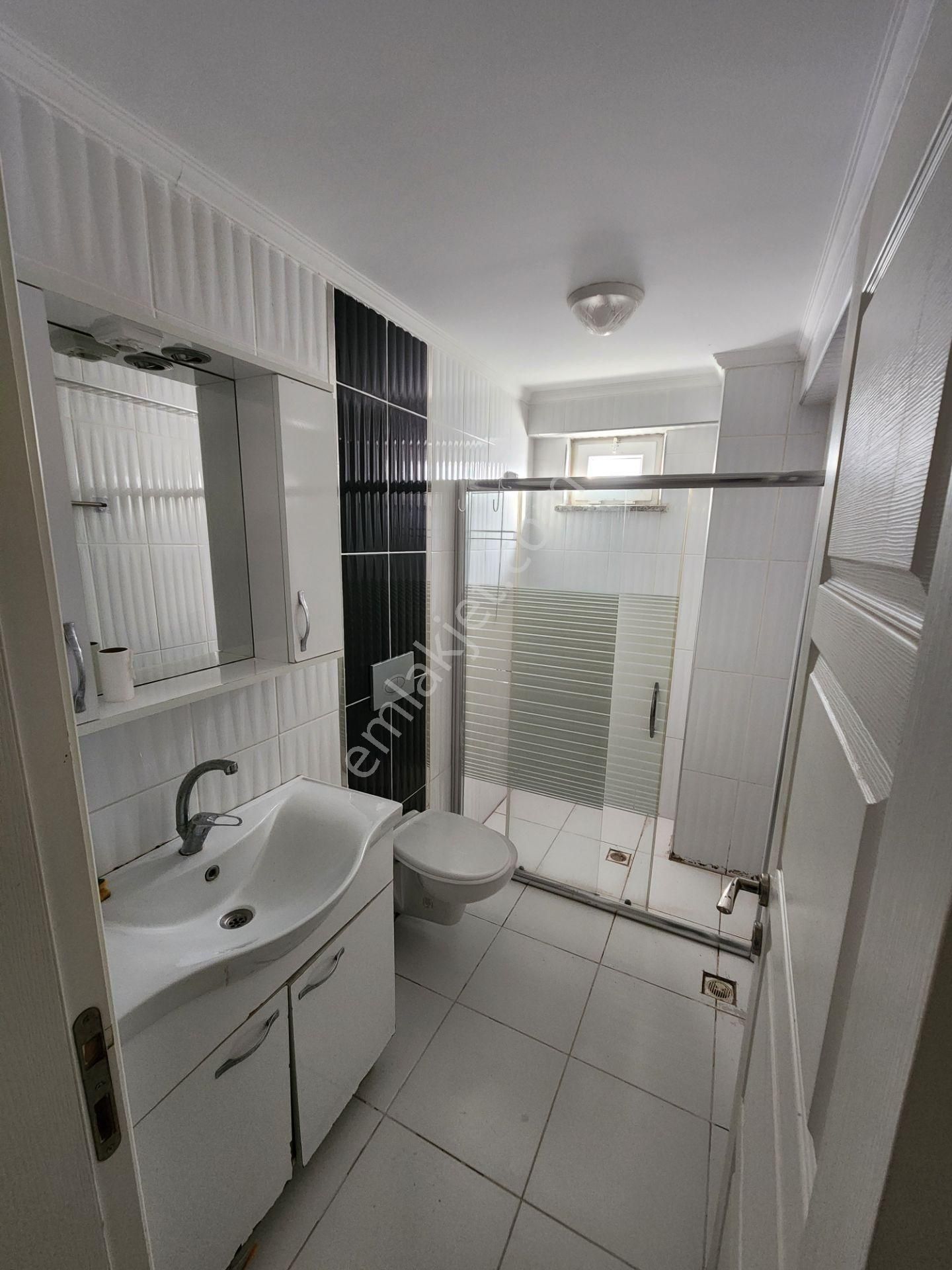 Mudanya Güzelyalı Burgaz’da Havuzlu Site İçinde Deniz Manzaralı Eşyalı 2+1 Kiralık Daire - Görsel 2