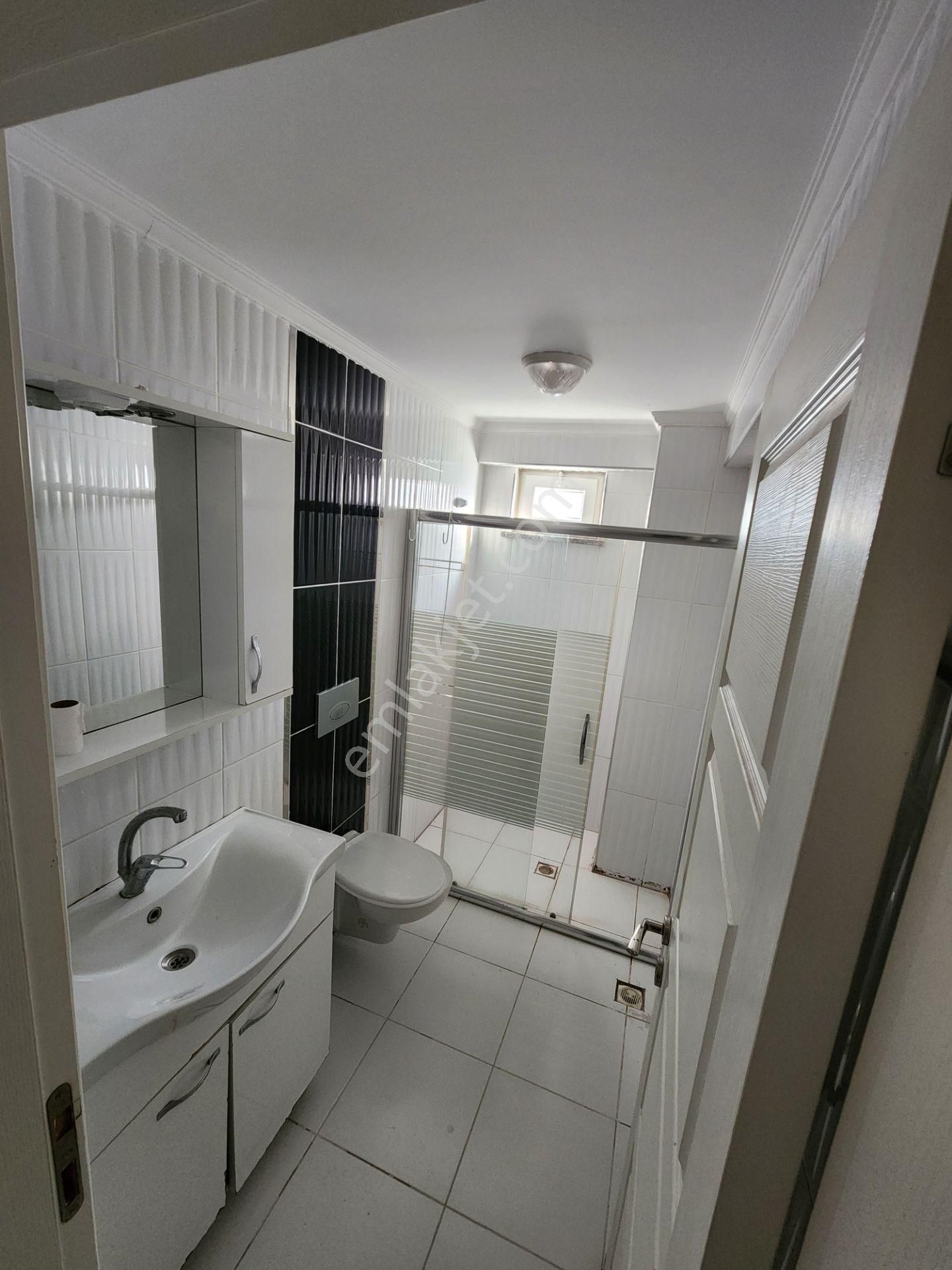 Mudanya Güzelyalı Burgaz’da Havuzlu Site İçinde Deniz Manzaralı Eşyalı 2+1 Kiralık Daire - Görsel 3