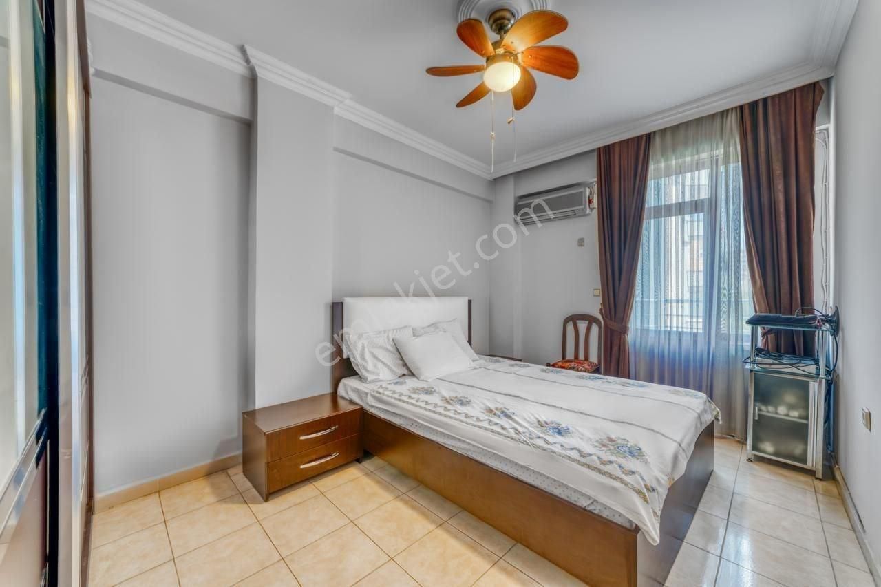 Alanya Mahmutlarda Denize Sıfır 3+1 Satılık Daire Full Deniz Manzaralı - Görsel 22