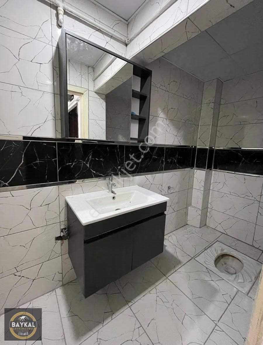 Mevlana'da 3+1 Yapılı Orta Kat Daire - Görsel 4